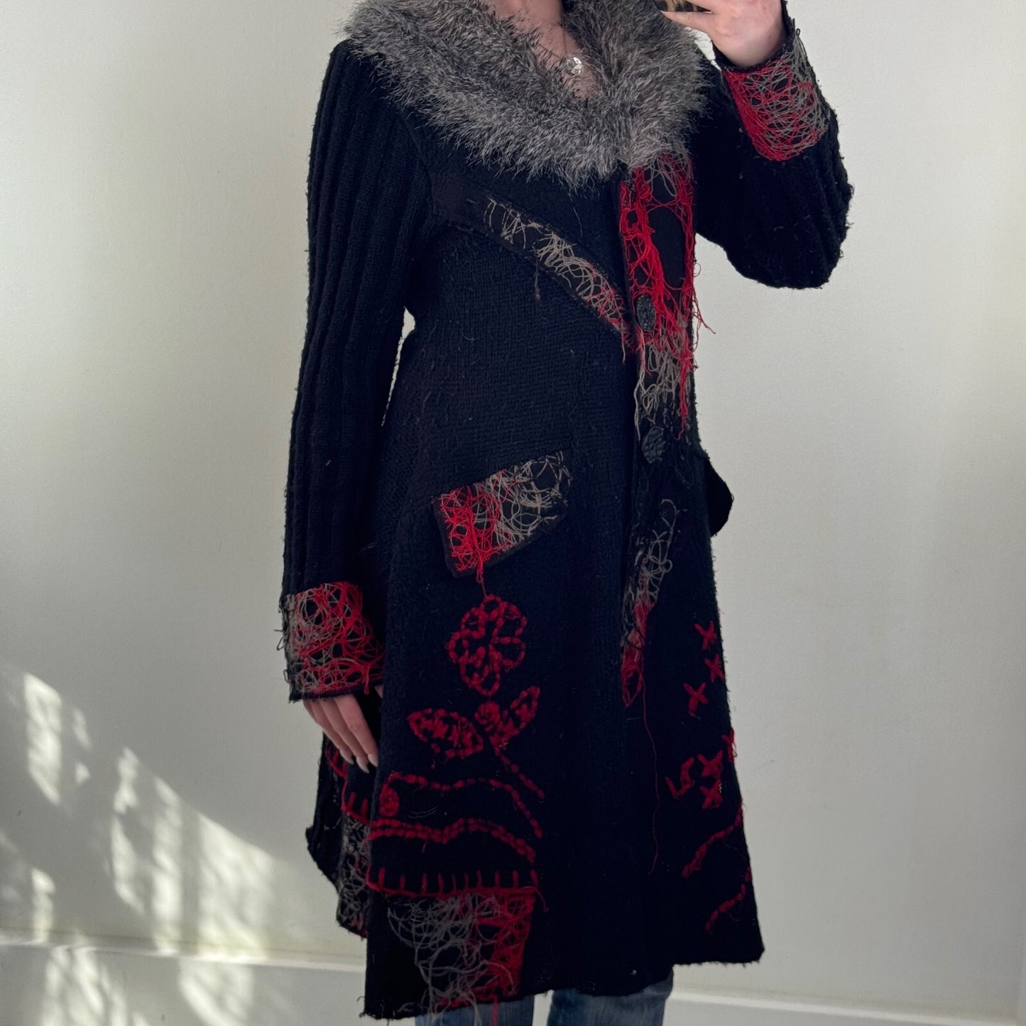 Y2K vintage cardigan wool blend chunky knit faux fur trim collar long floral