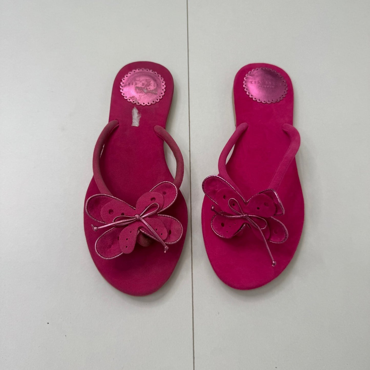 Y2K vintage Ted Baker flip flops sandals suede butterfly slip on summer