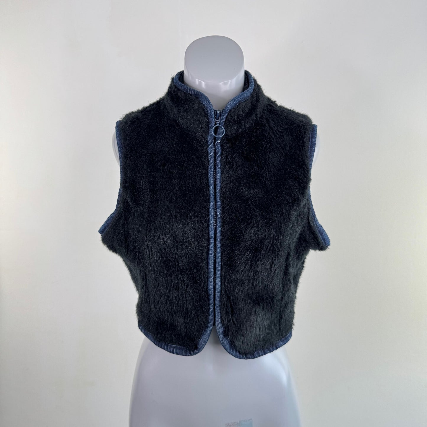 Y2K vintage Quiksilver faux fur vest zip up crop denim trim sleeveless gilet