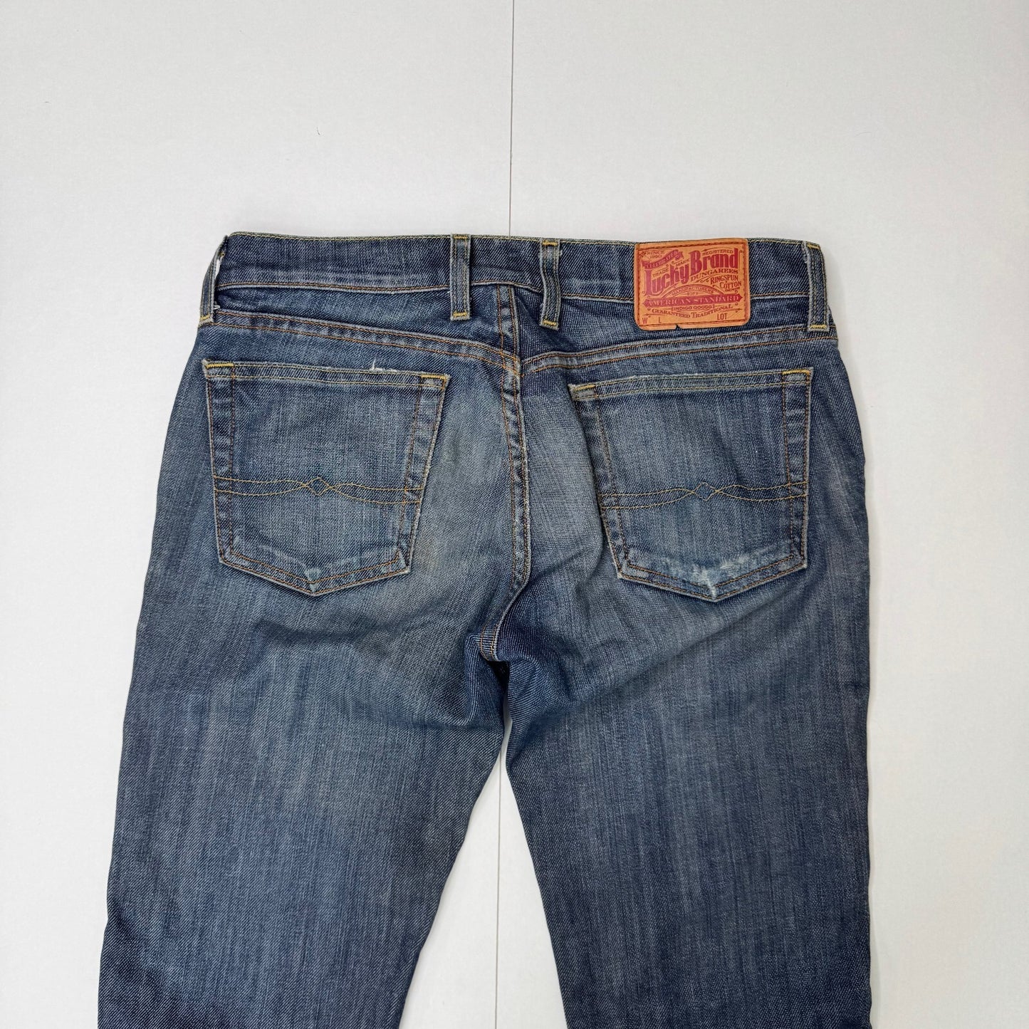 Y2K vintage Lucky Brand straight leg denim jeans dark faded denim wash you