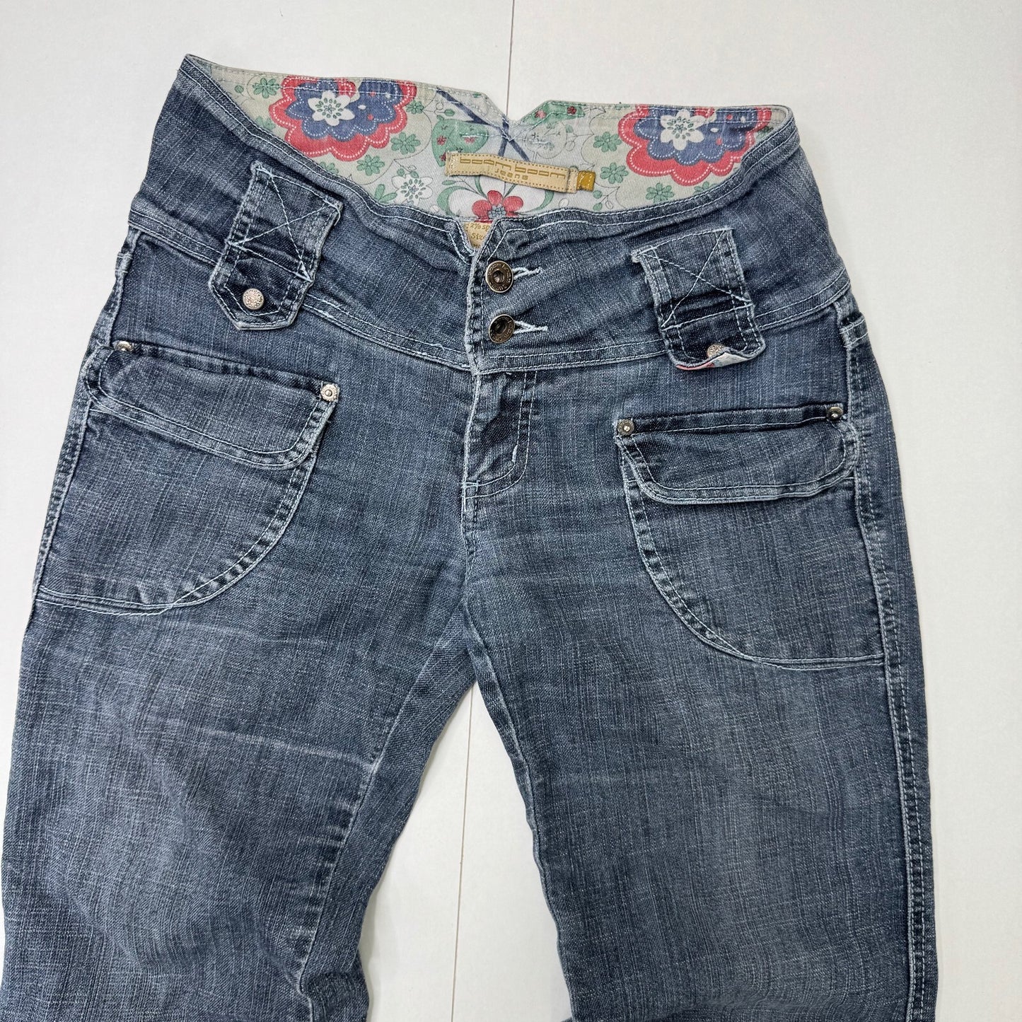 Y2K vintage low rise denim jeans baggy faded mid blue wash cargo pockets