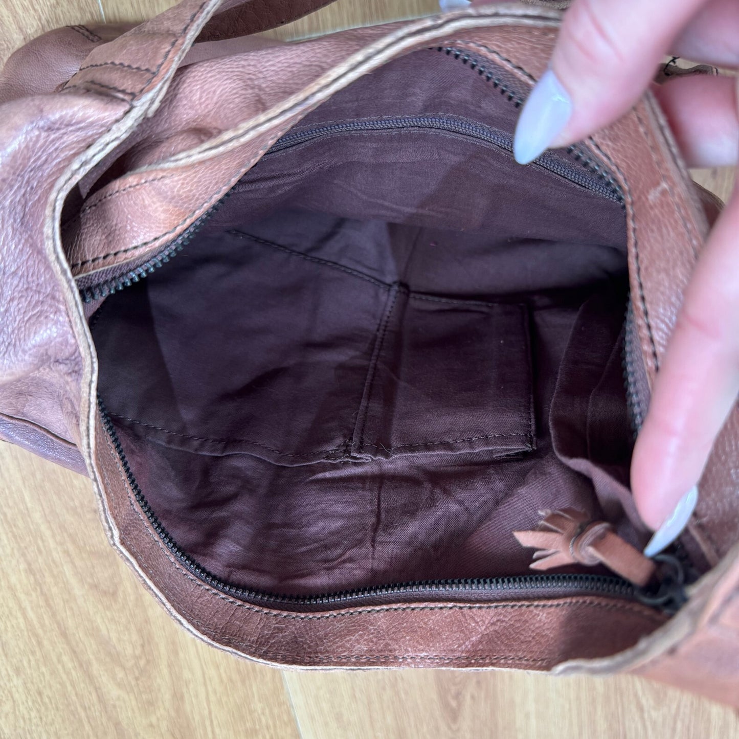 Y2K vintage 100% leather crossbody bag cargo pockets buckle faded dusty pink