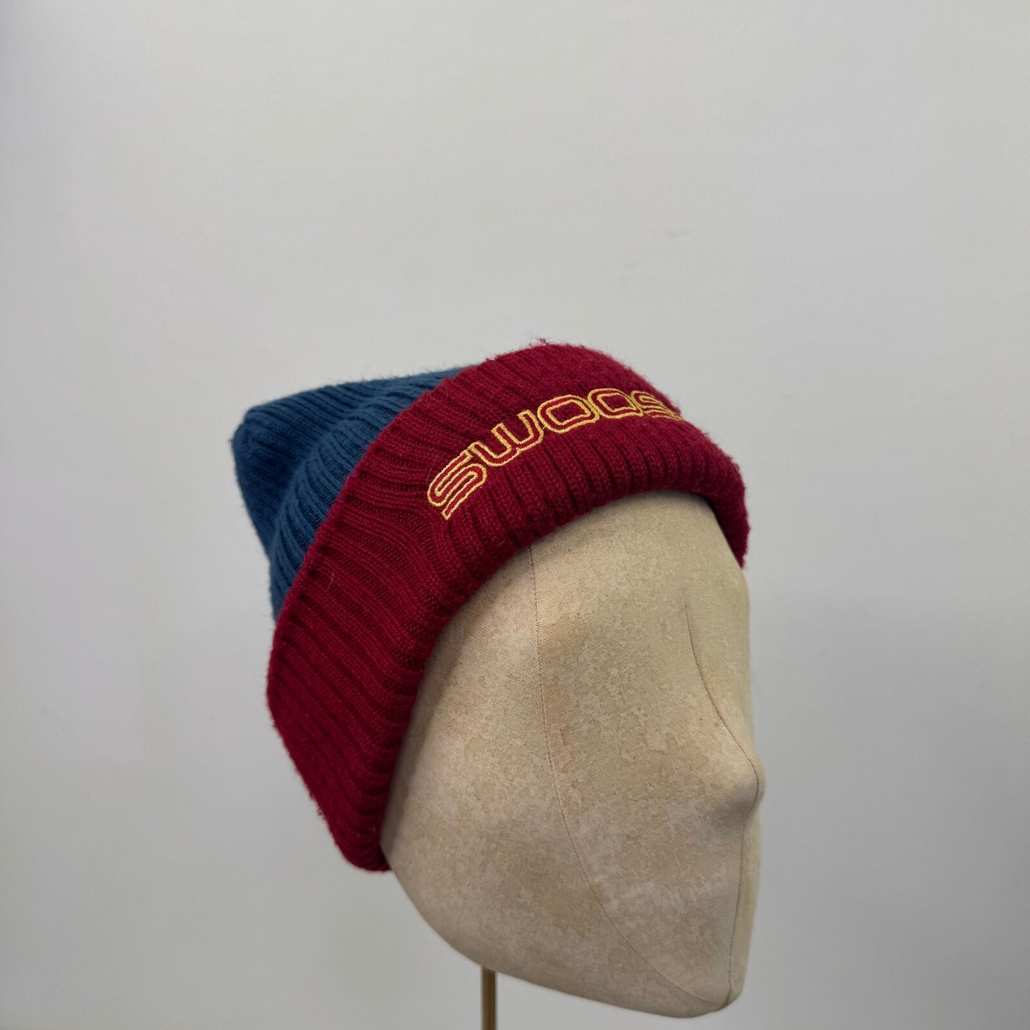 Vintage 90s Nike Swoosh Spellout Colour Block Beanie Hat Knit Blue Burgandy
