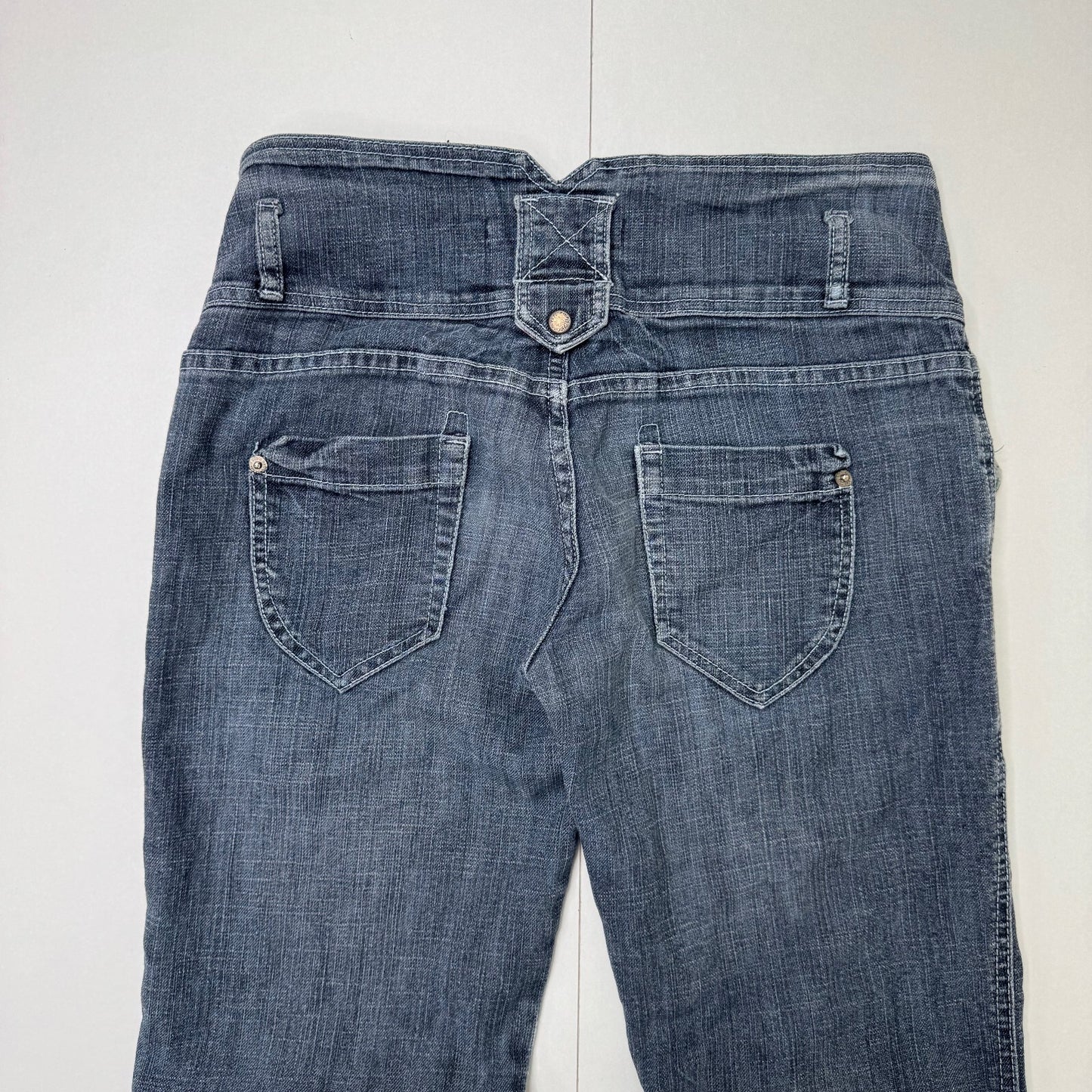 Y2K vintage low rise denim jeans baggy faded mid blue wash cargo pockets
