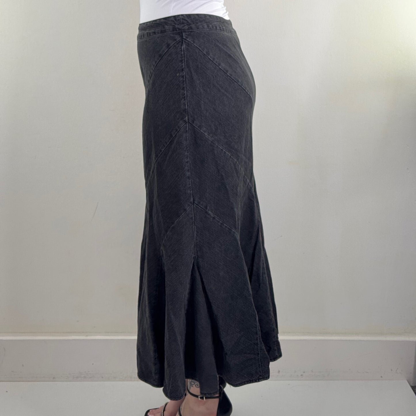 Y2K vintage denim maxi skirt dark grey faded black a line