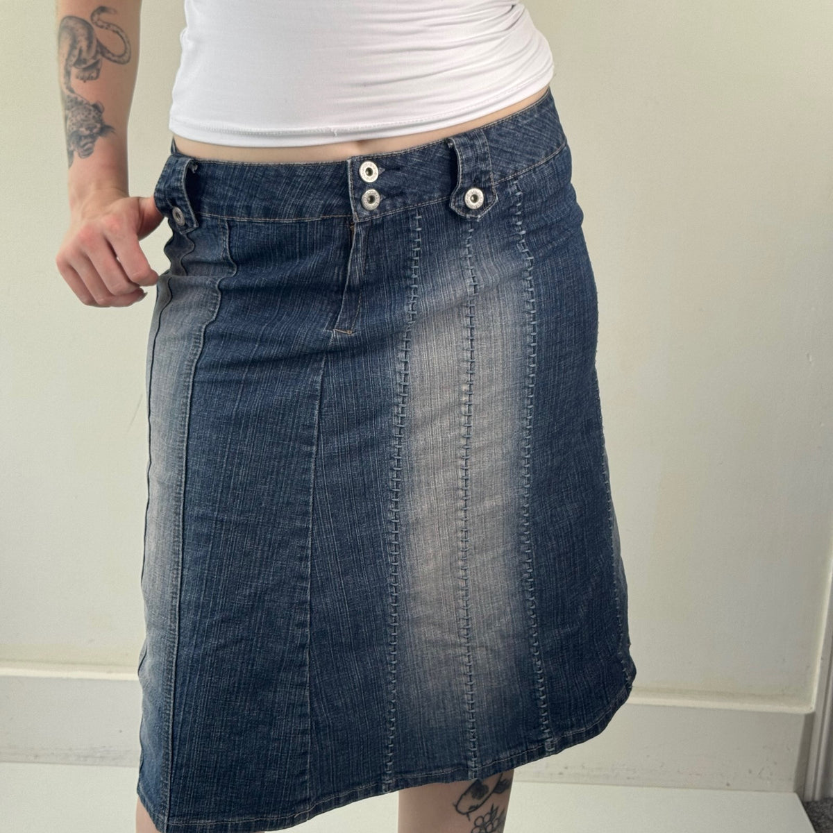 Y2K vintage denim midi skirt faded a line stretchy stitching knee length
