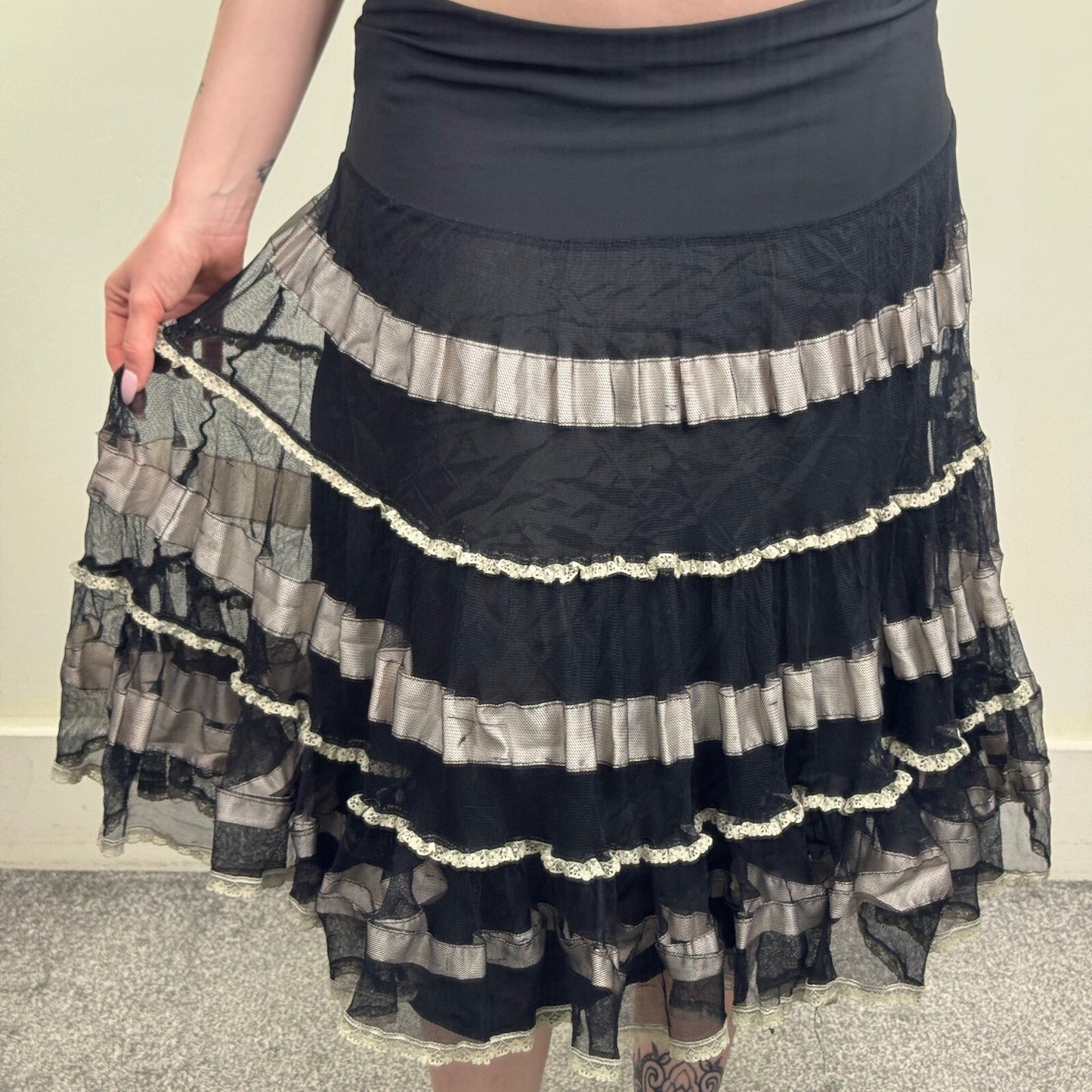Y2K vintage maxi skirt tutu mesh frilly ruffle lace stretchy coquette