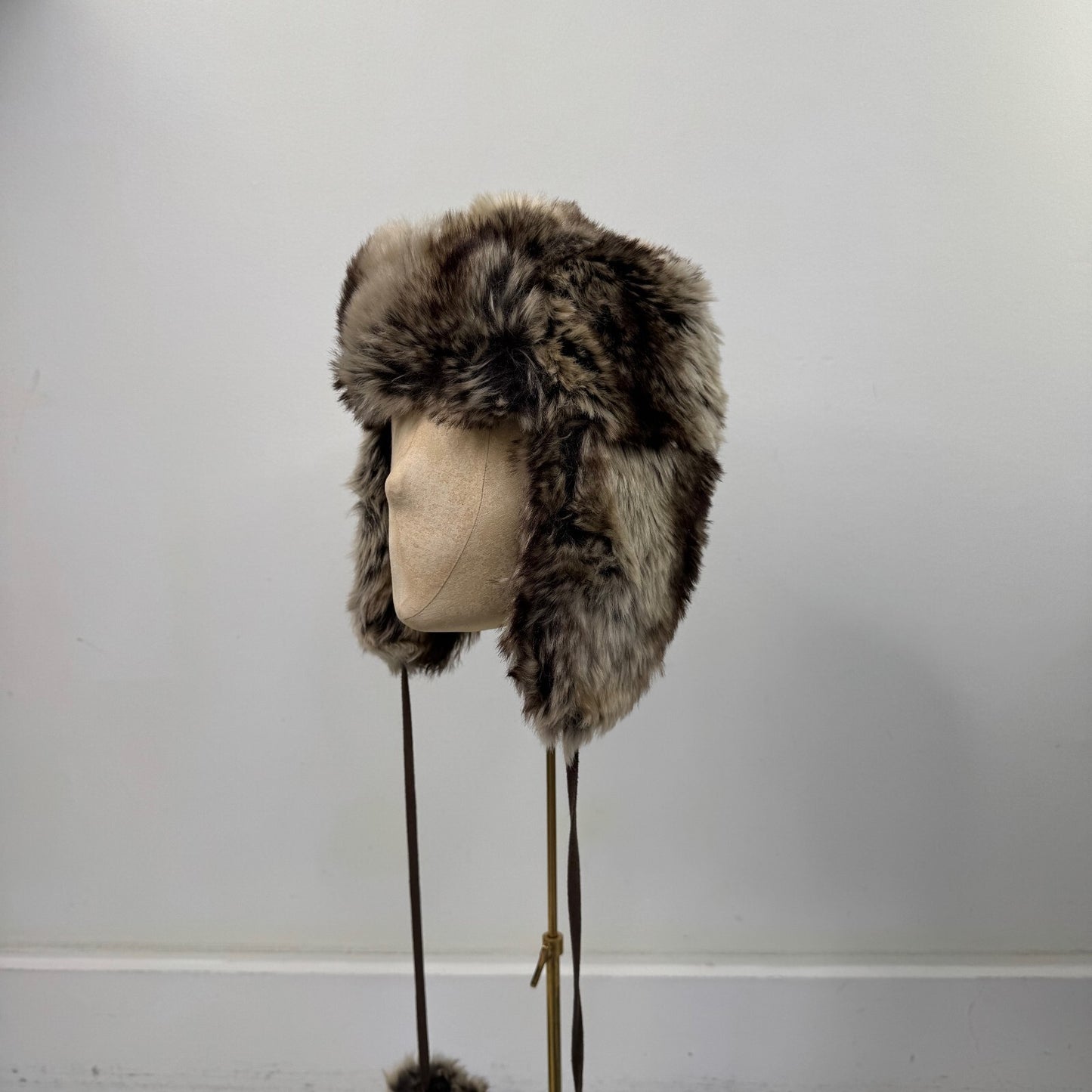 Y2K vintage trapper hat faux fur pom poms brown two tone unisex