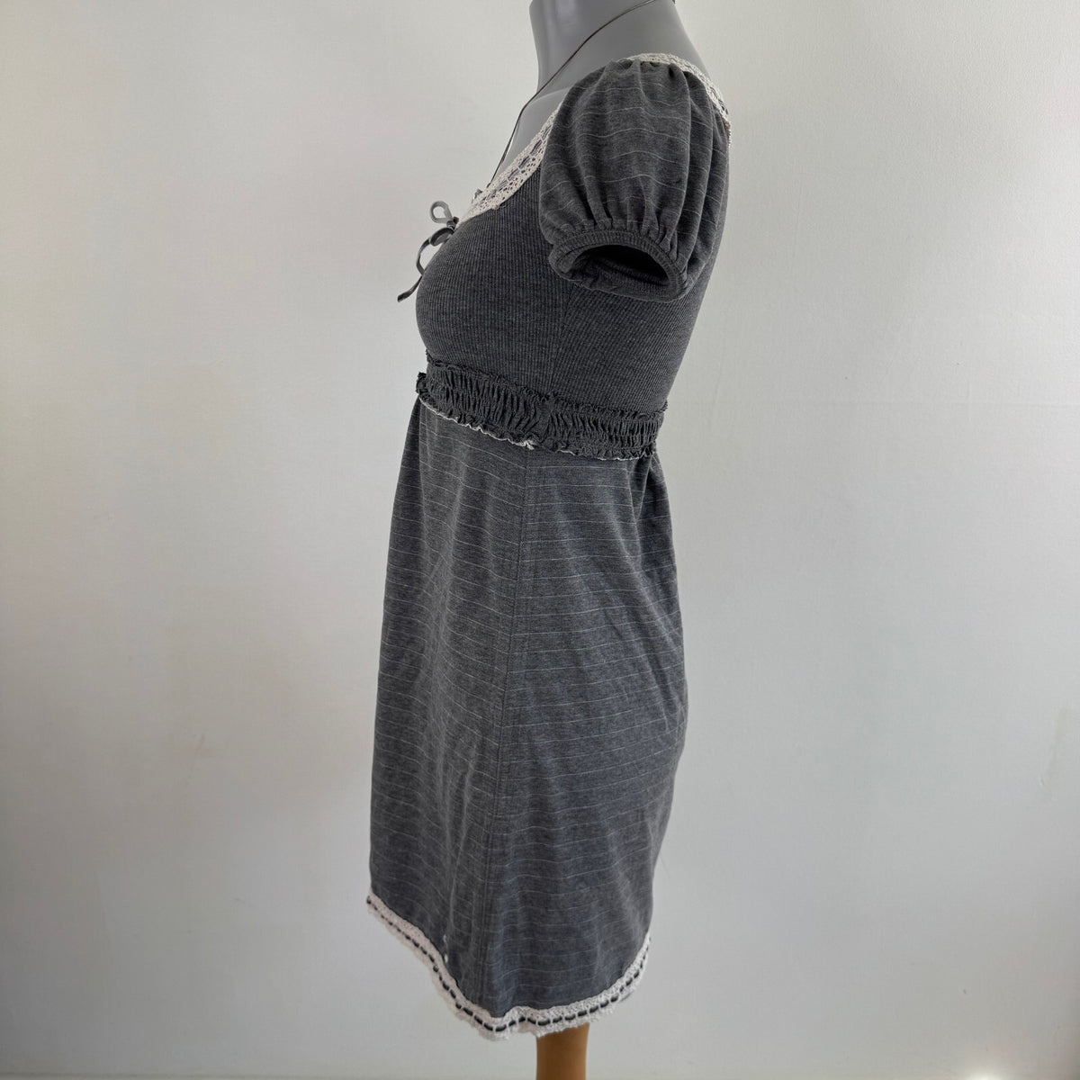 Y2K vintage mini dress coquette stripe a line puff sleeve short bow ruched grey