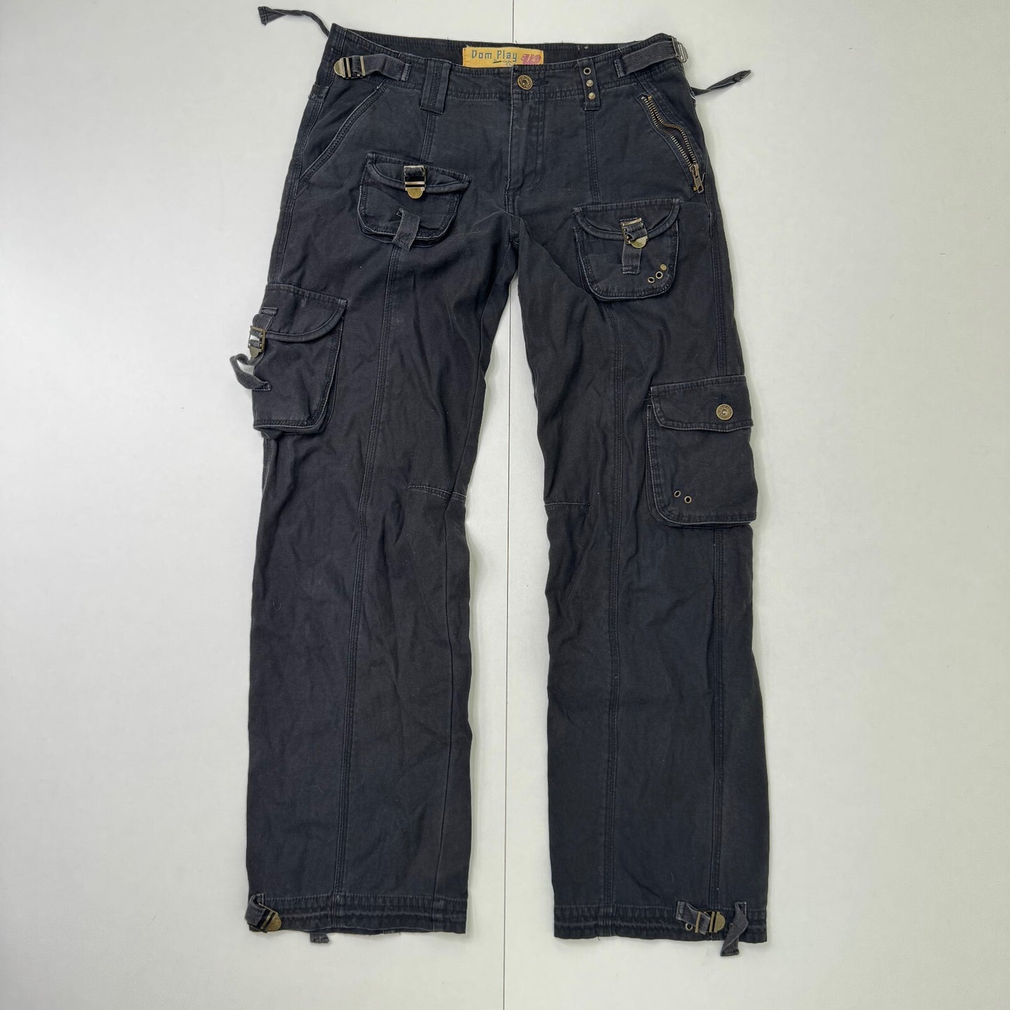 Y2K vintage cargo trousers pants utility baggy pockets studs grommet black