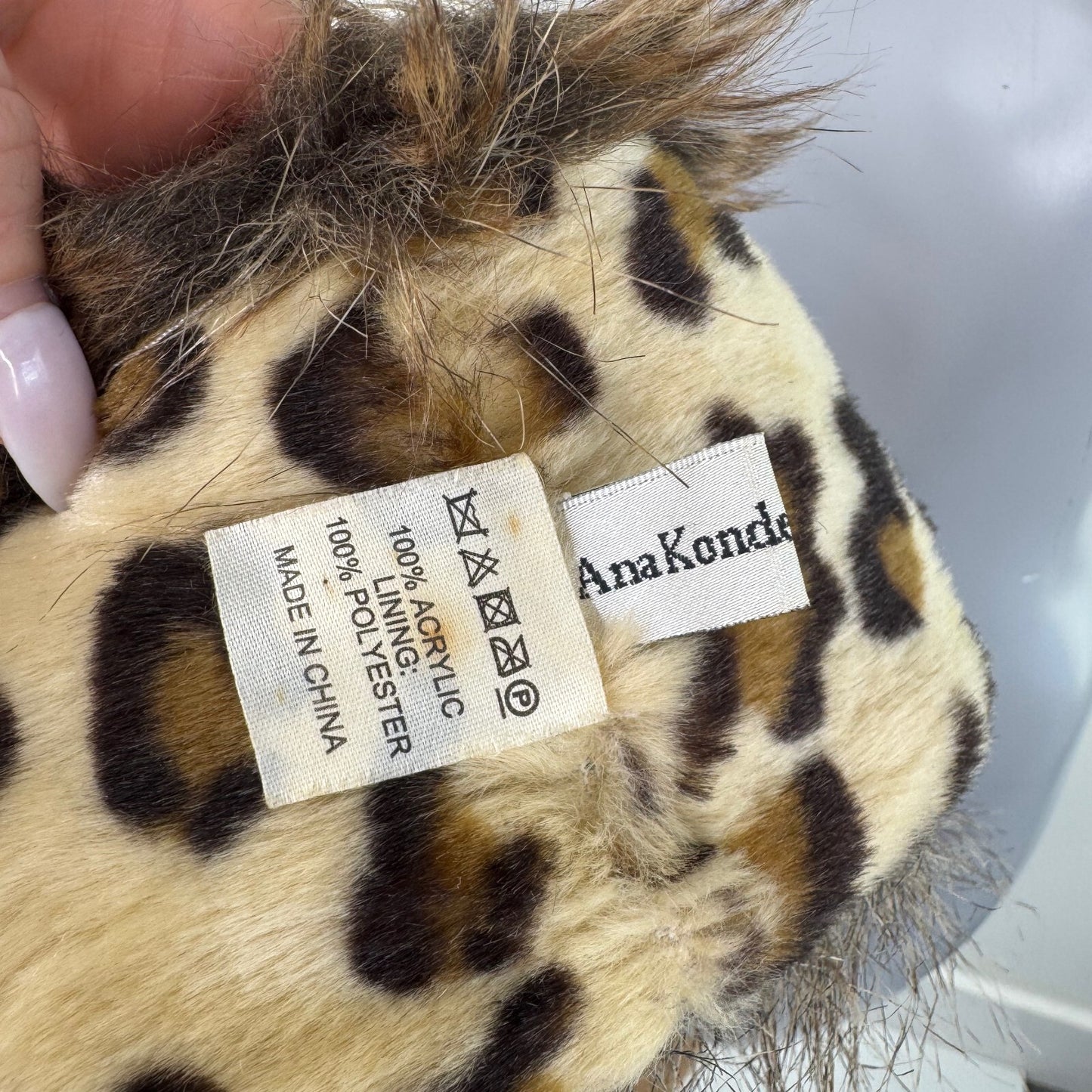 Vintage faux fur infinity scarf leopard print racoon style brown