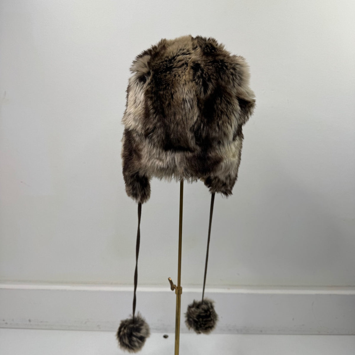 Y2K vintage trapper hat faux fur pom poms brown two tone unisex