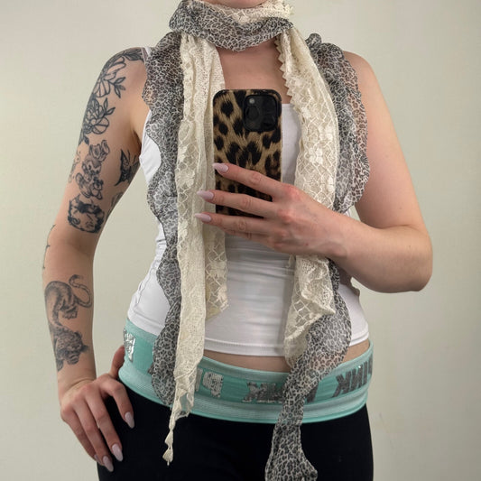 Y2K vintage leopard print lace trim scarf ruffle cream grey floral