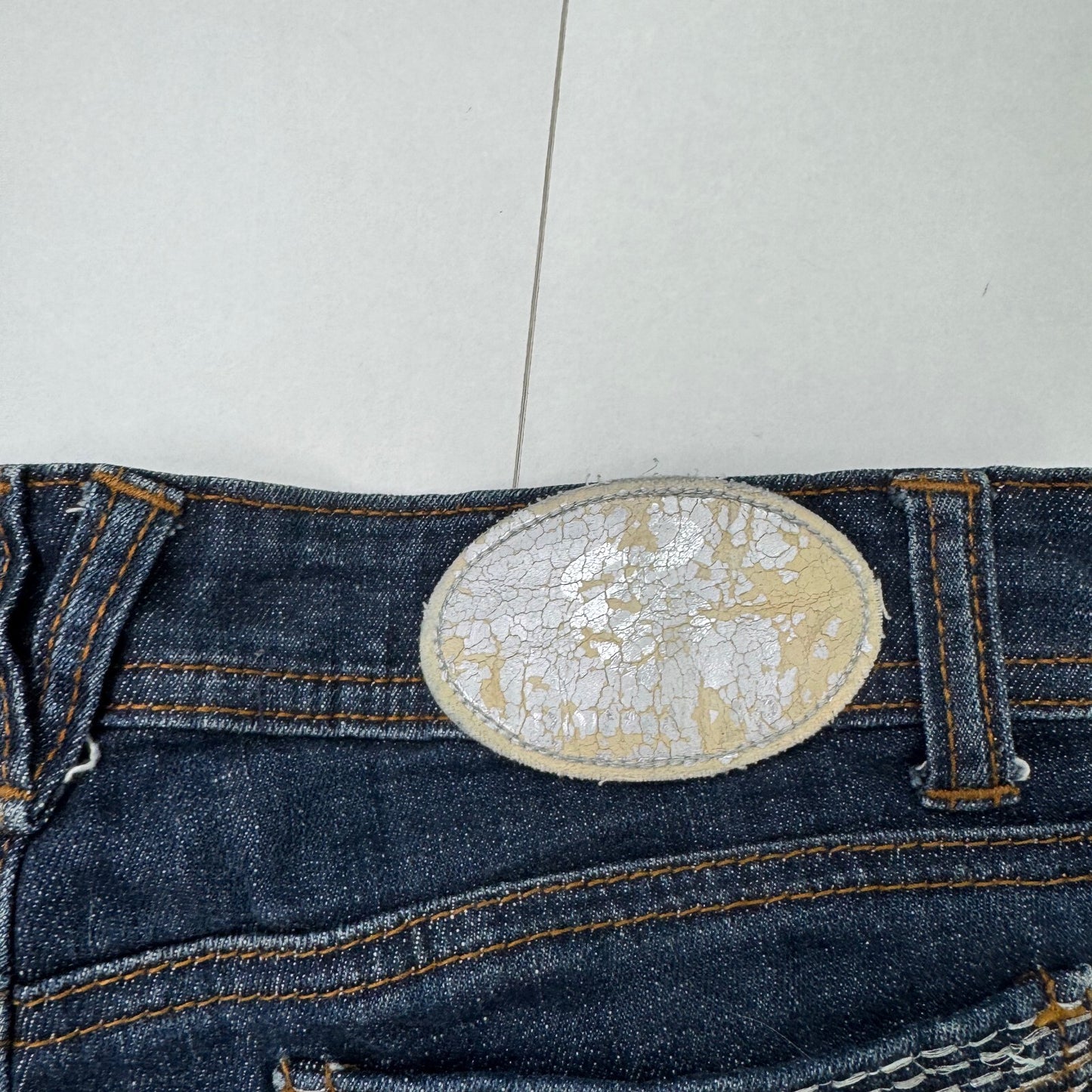 Y2K vintage Rocawear low rise bootcut denim jeans dark denim wash embroidered