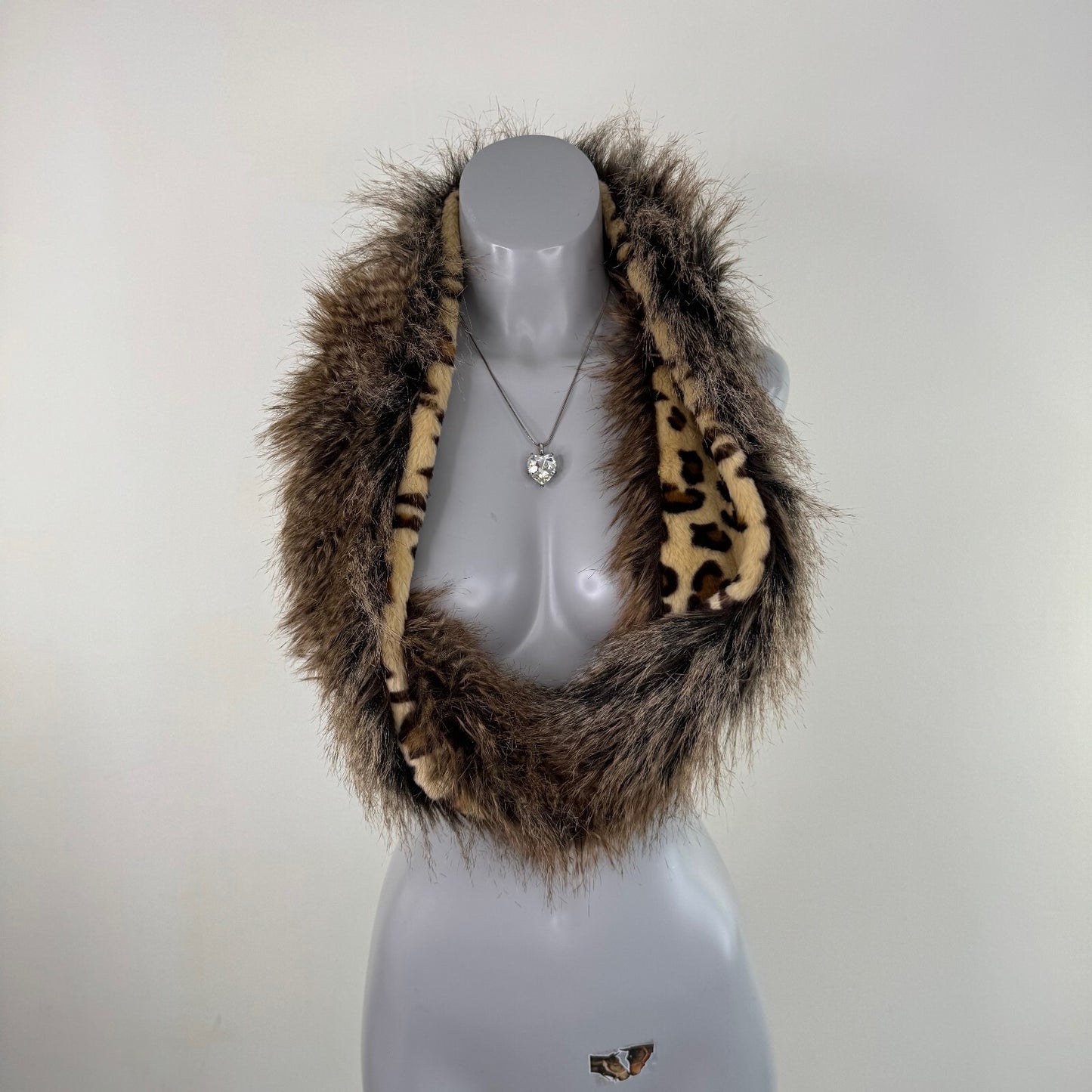 Vintage faux fur infinity scarf leopard print racoon style brown