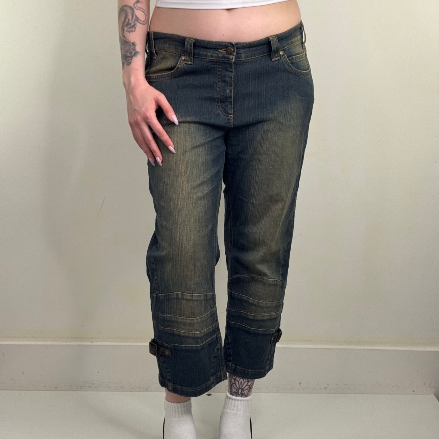 Y2K vintage capri jeans denim cropped faded dirty wash stretchy bootcut buckle