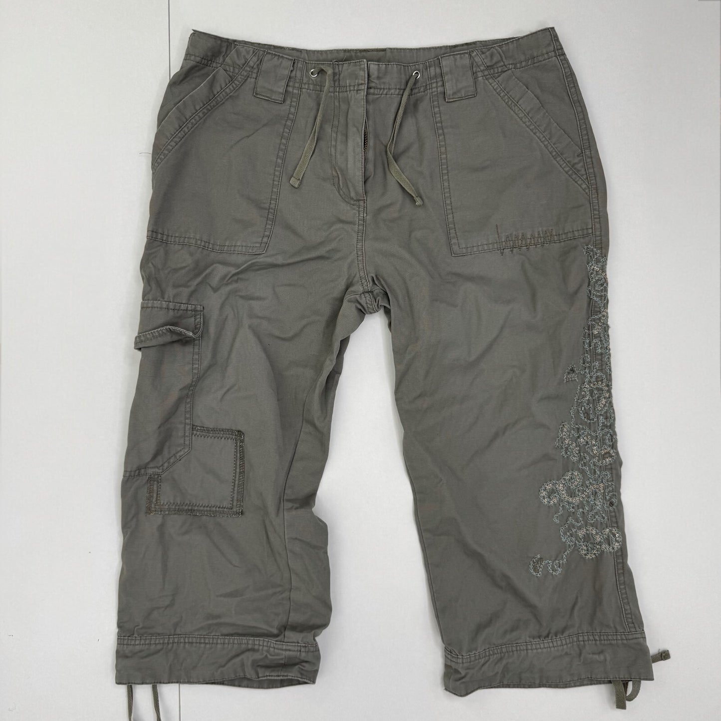 Y2K vintage capri trousers cropped embroidered sequin khaki cargo
