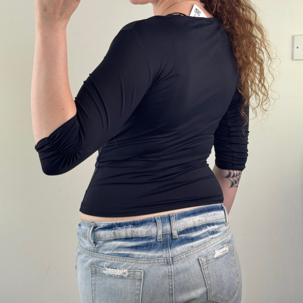 Y2K vintage 3/4 sleeve top slinky buckle ruched deep v neck fitted black stretch