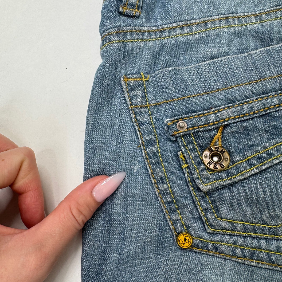 Y2K vintage low rise capri jeans denim cropped baggy crop light blue wash cargo