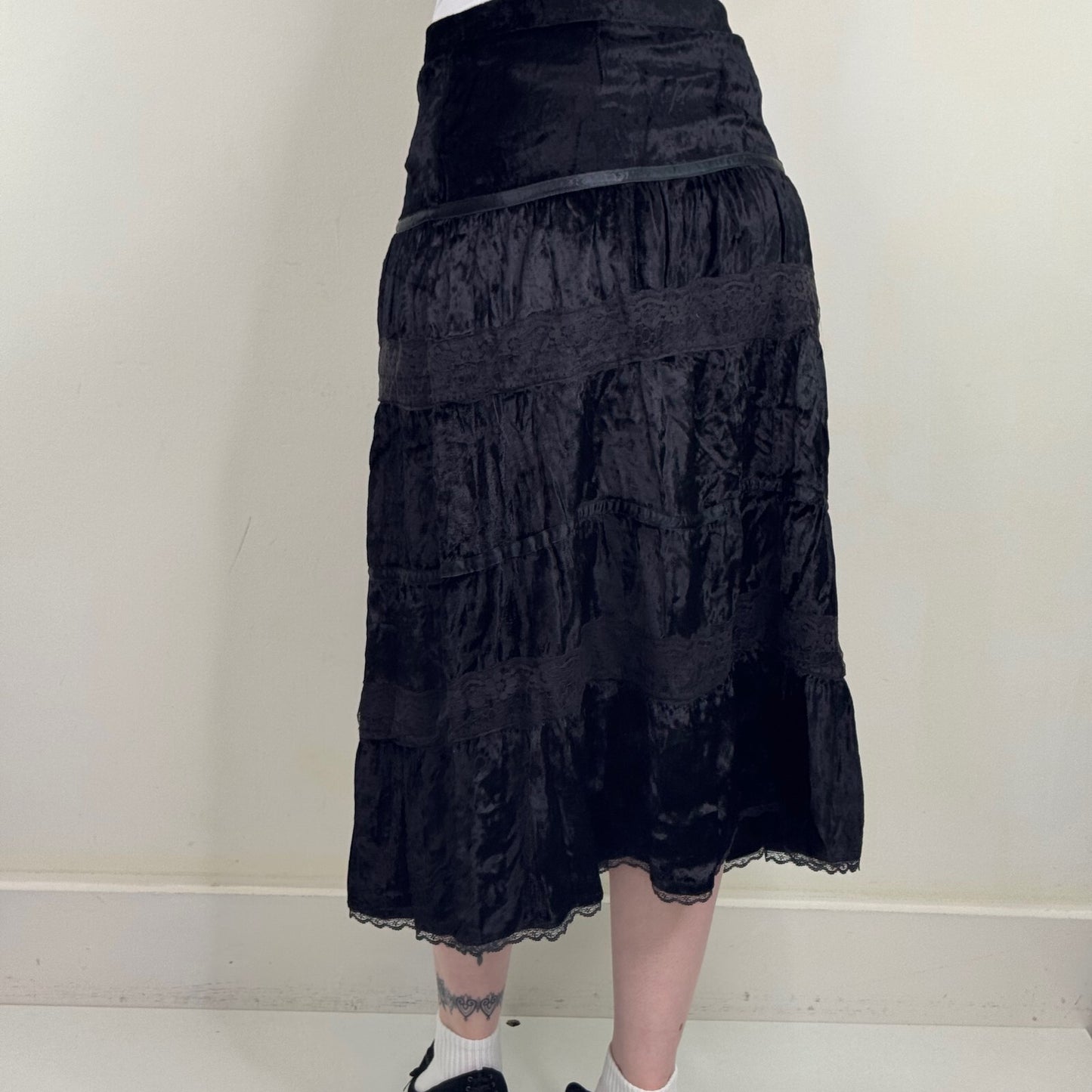 Y2K vintage maxi skirt velvet boho a line lace trim tiered black coquette