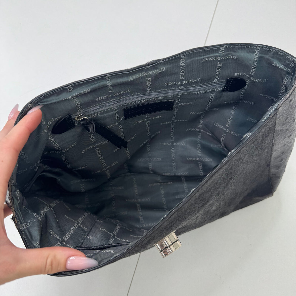 Y2K vintage pony hair handbag leather ostrich effect pattern fringe medium