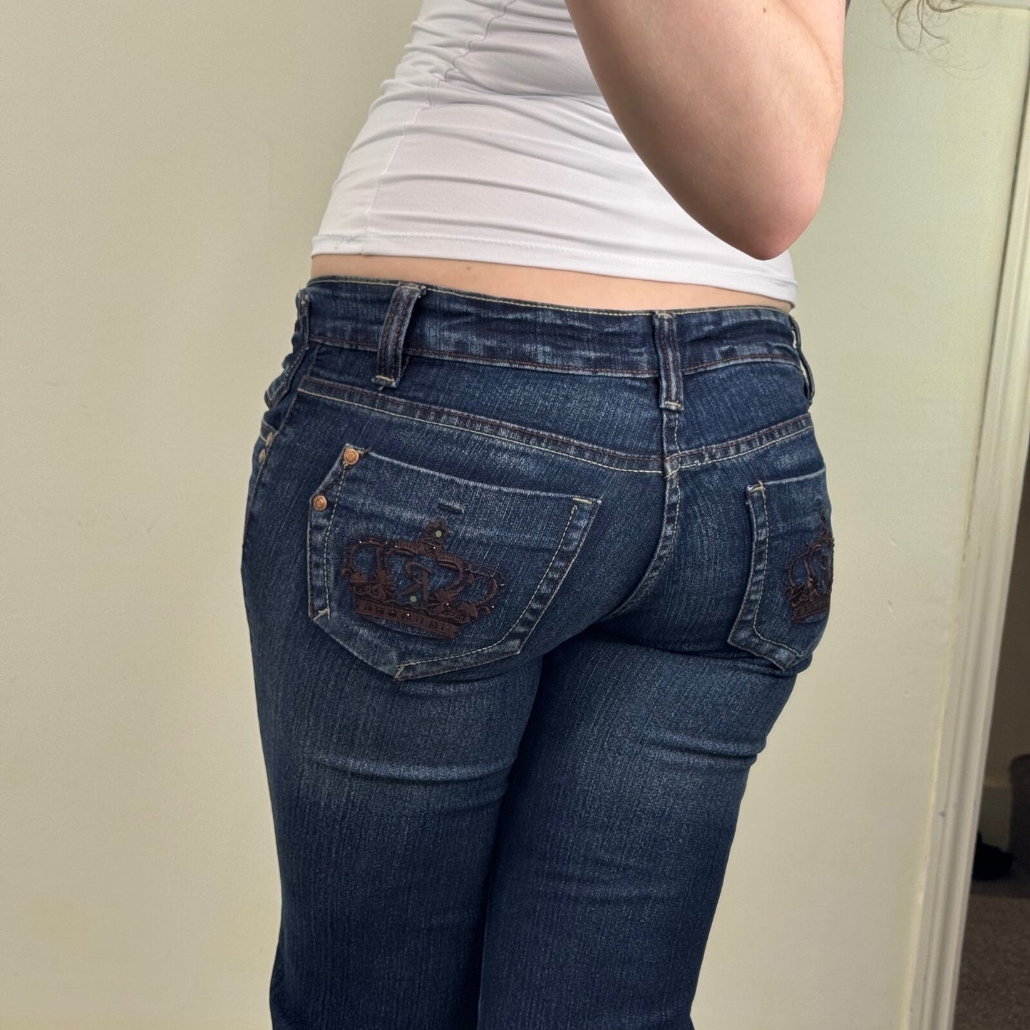Y2K vintage capri jeans denim low rise cropped crown embroidery leopard print