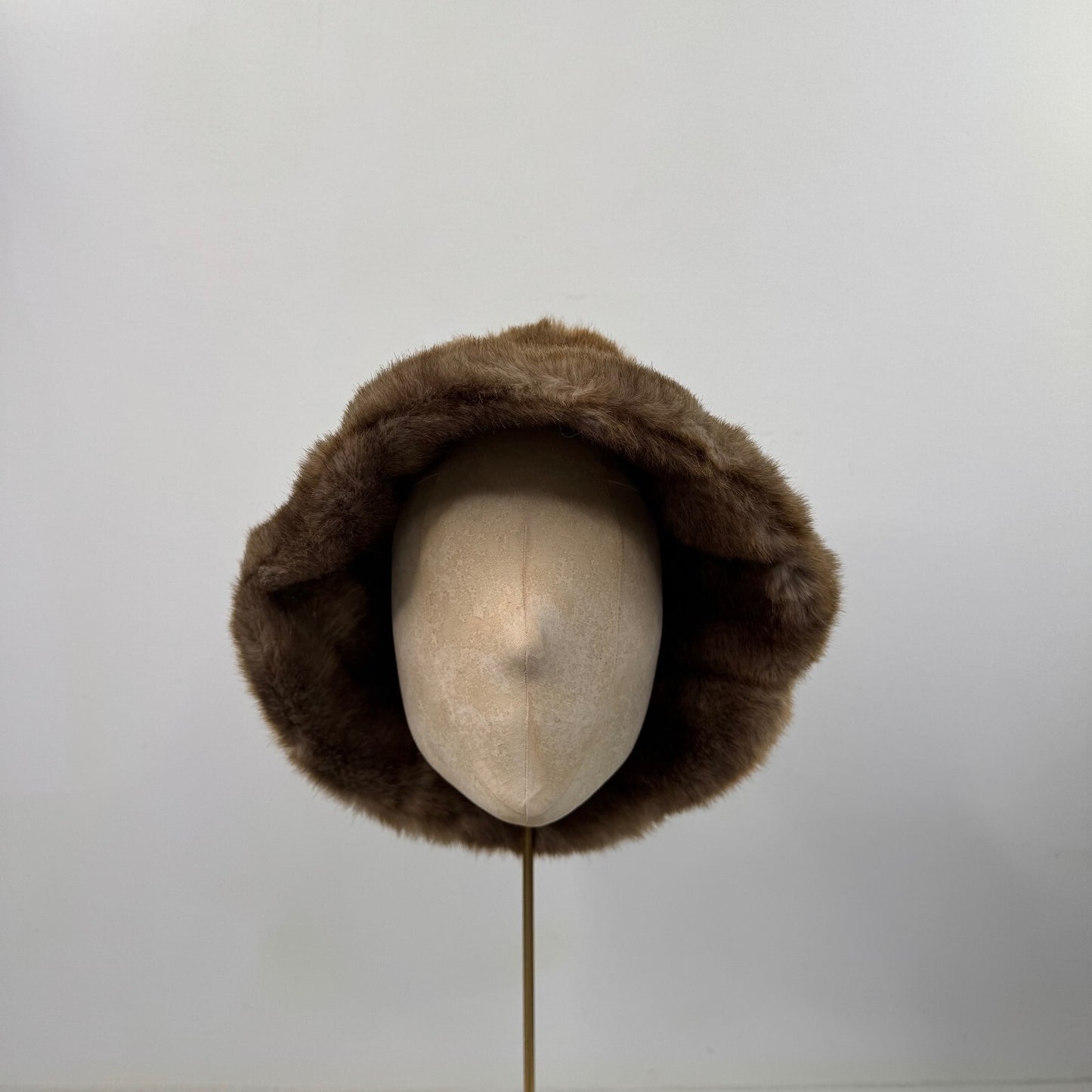 Y2K vintage faux fur hat bucket winter brown two tone fluffy unisex