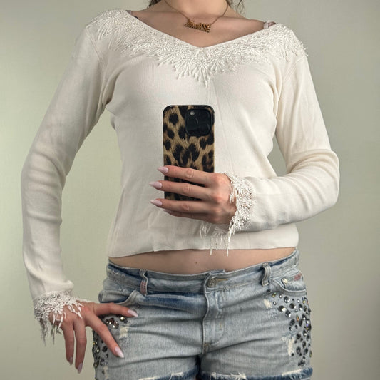 Y2K vintage long sleeve top v neck ribbed lace trim pattern stretchy coquette