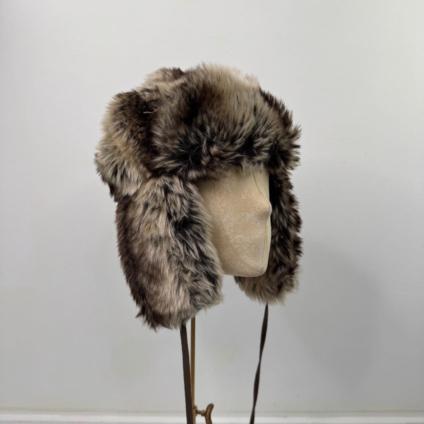Y2K vintage trapper hat faux fur pom poms brown two tone unisex
