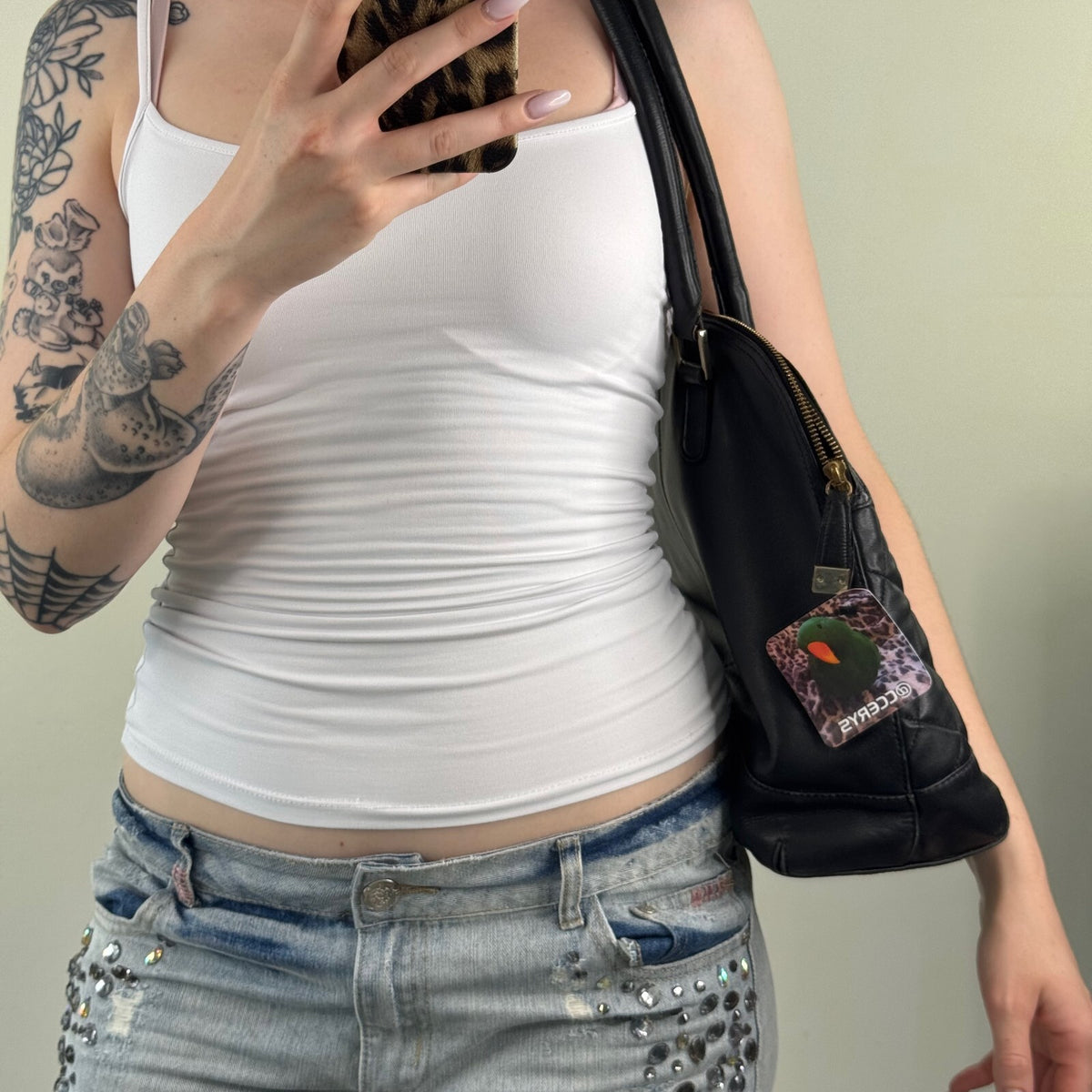 Y2K vintage 100% genuine leather shoulder bag quilted medium zip hardware