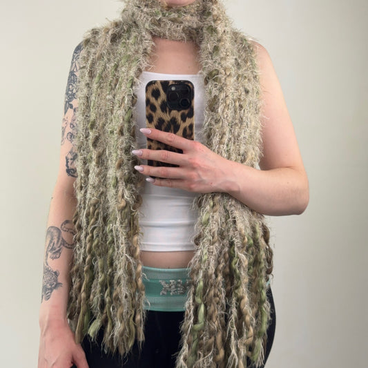 Y2K vintage Per Una scarf wool blend chunky knit light green fringe boho