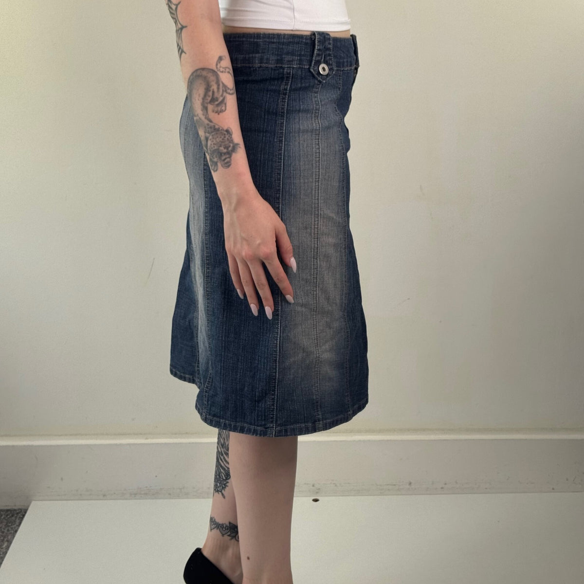 Y2K vintage denim midi skirt faded a line stretchy stitching knee length