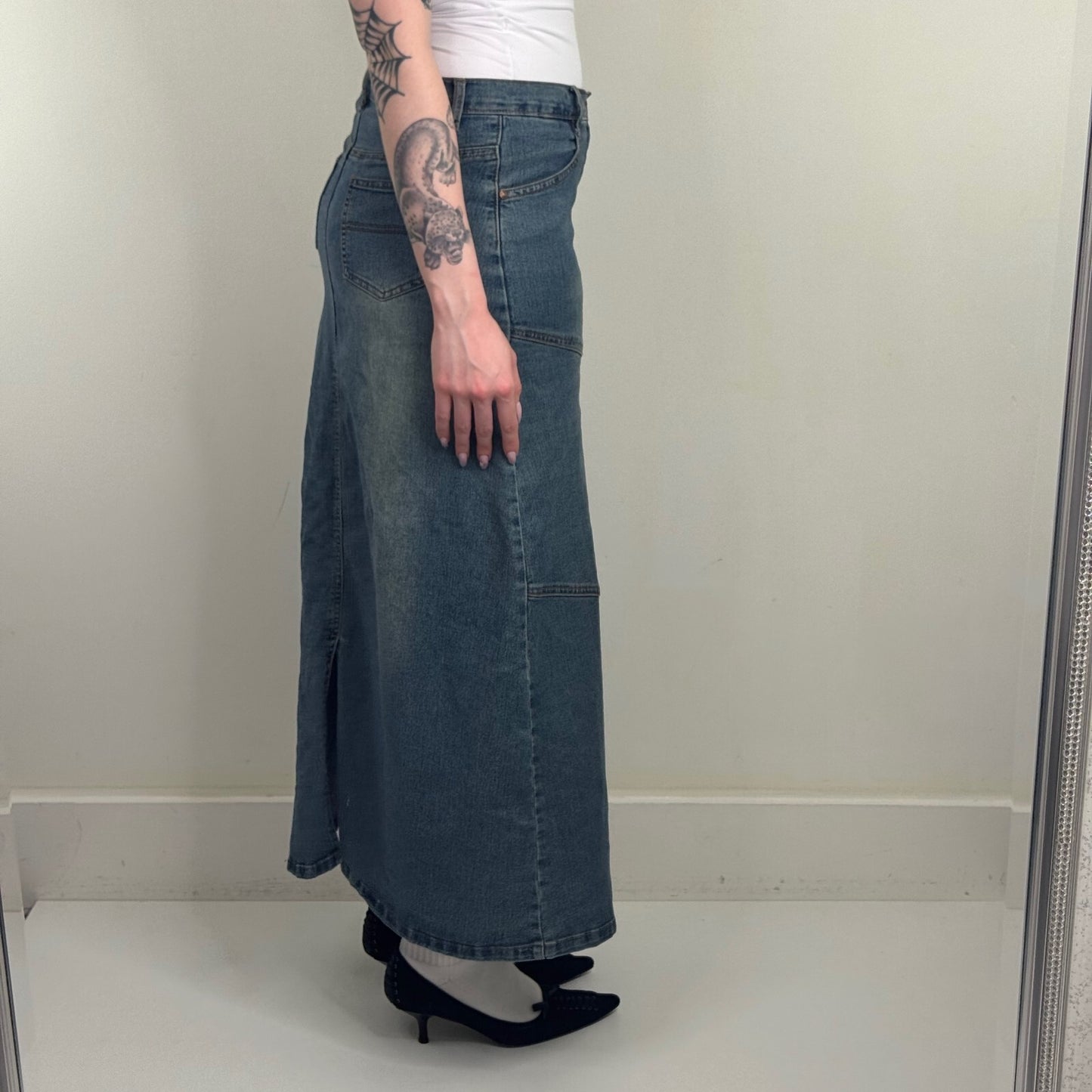 Y2K vintage maxi skirt denim faded mid blue wash stretchy fitted a line slit