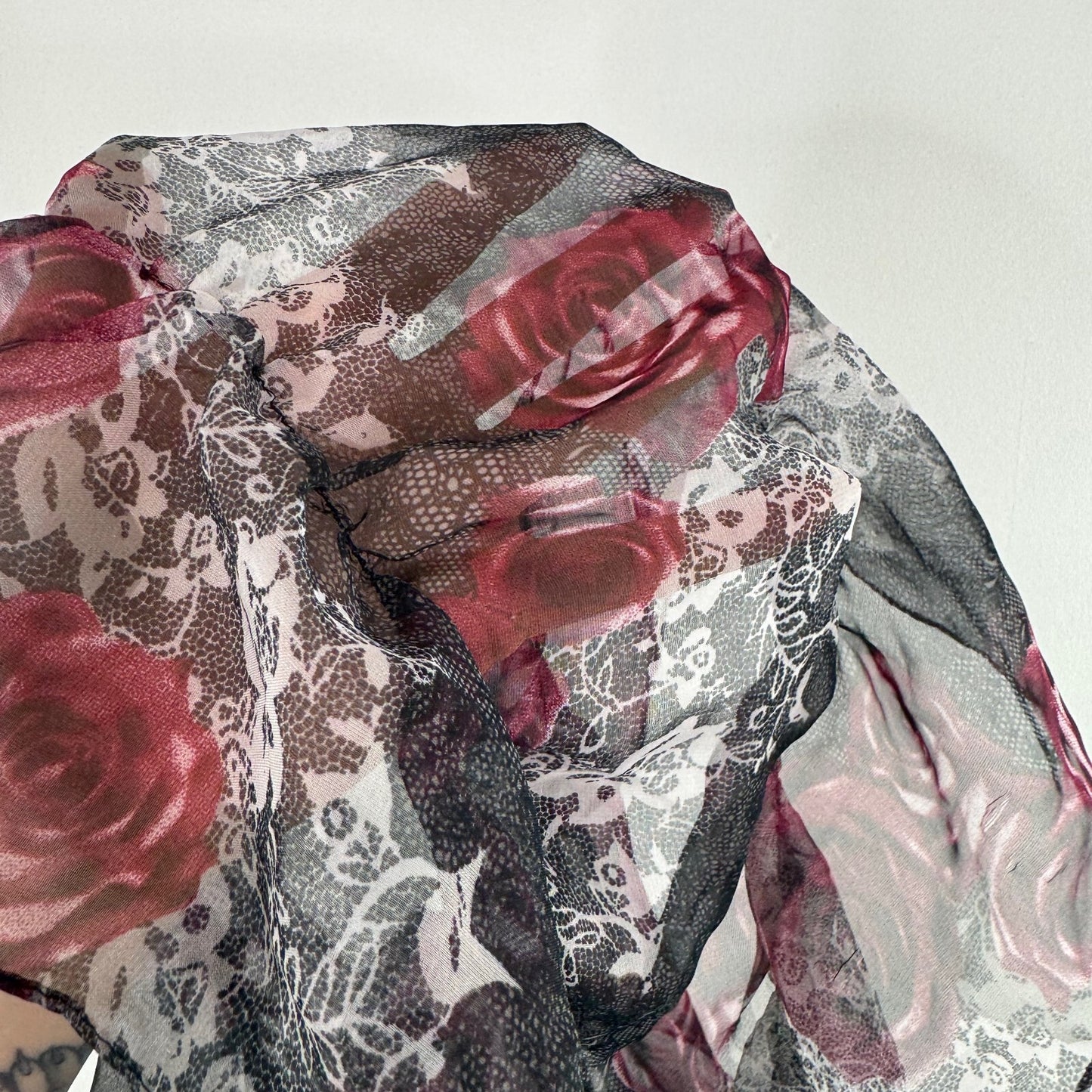Y2K vintage scarf sheer rose floral lace pattern ruffle frill lightweight