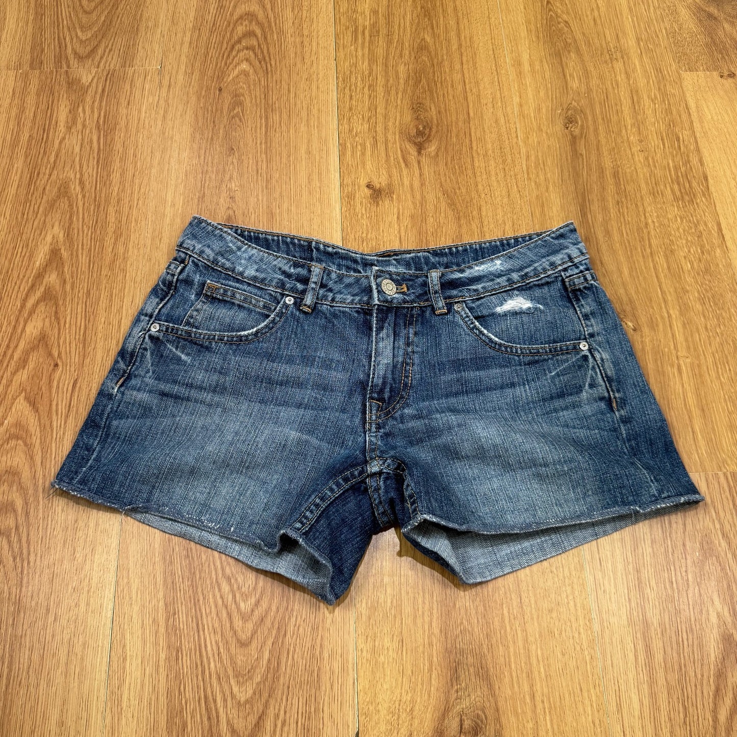 Y2K vintage denim mini shorts low rise dark distressed