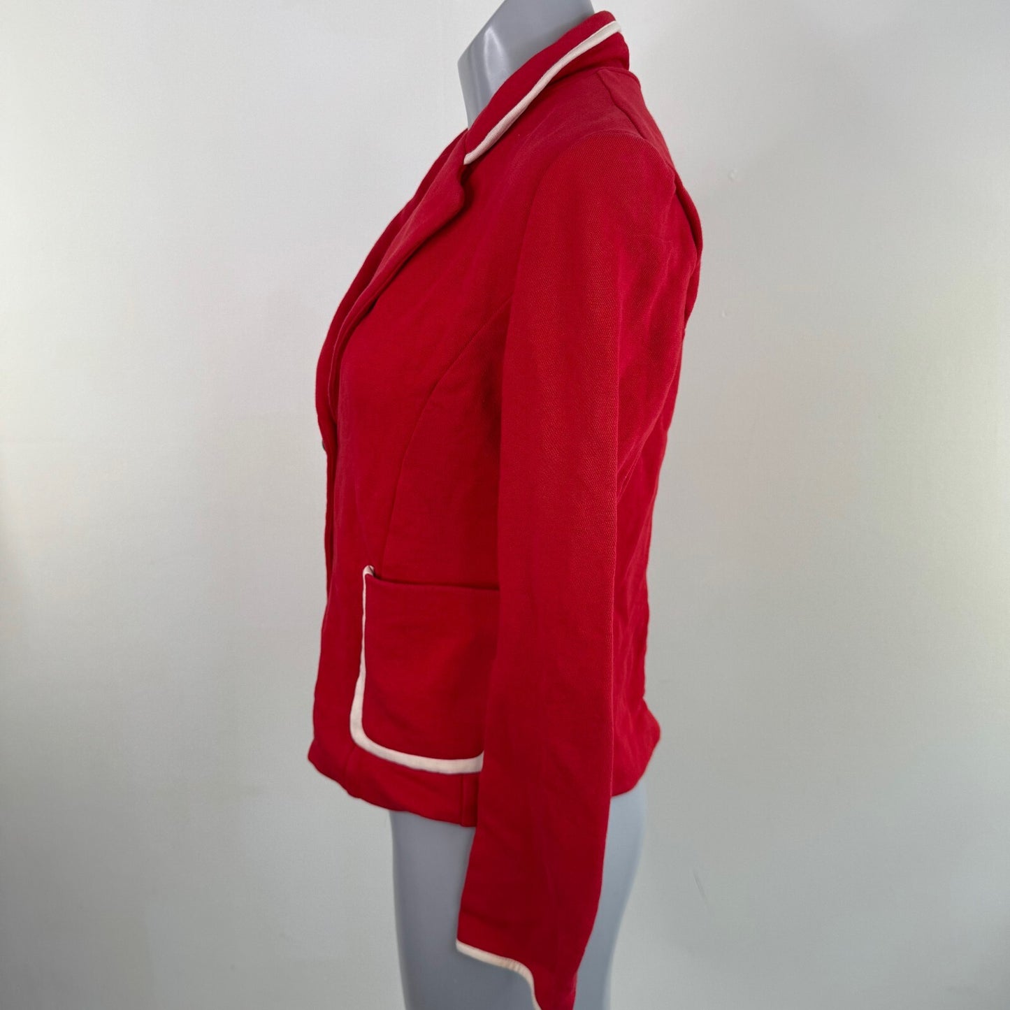 Y2K vintage button up jacket blazer tailored smart office v neck contrast suit
