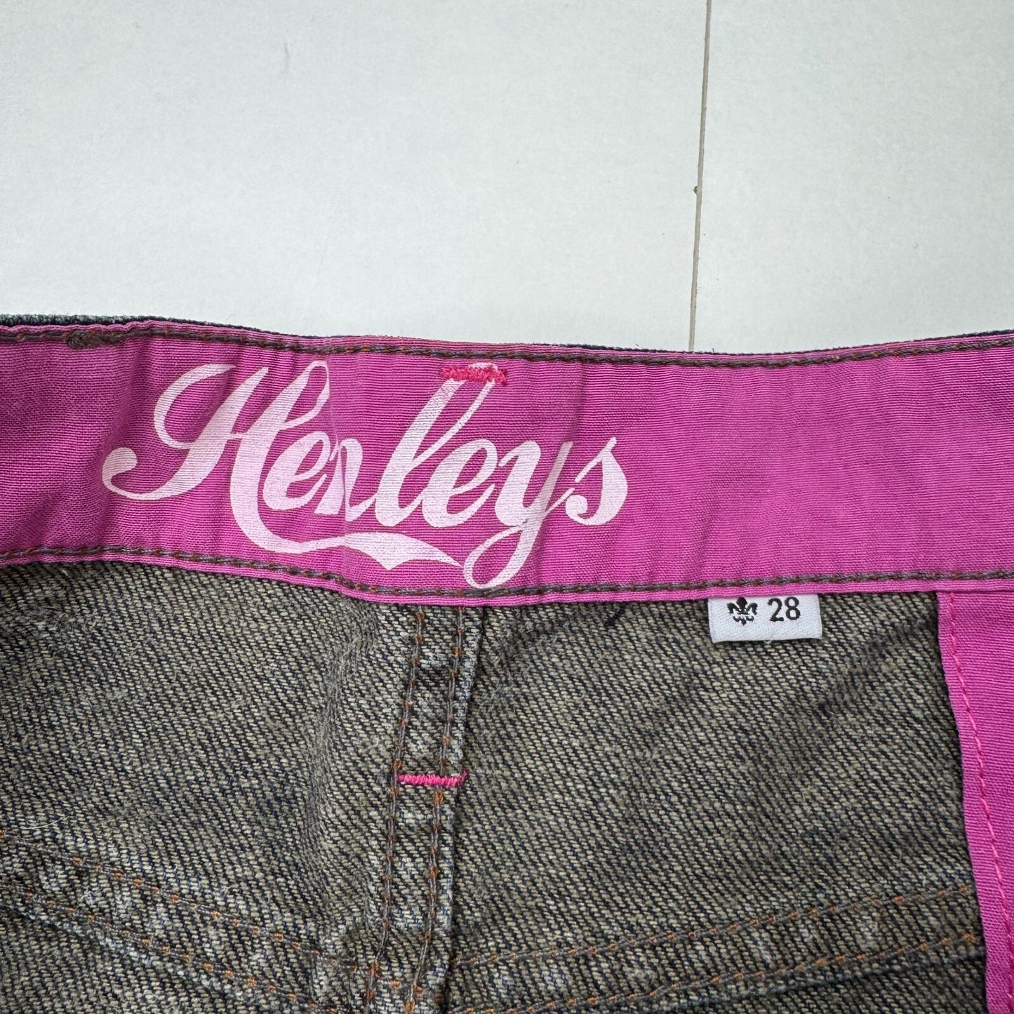 Y2K vintage Henleys mini skirt low rise graphic print dark blue denim wash