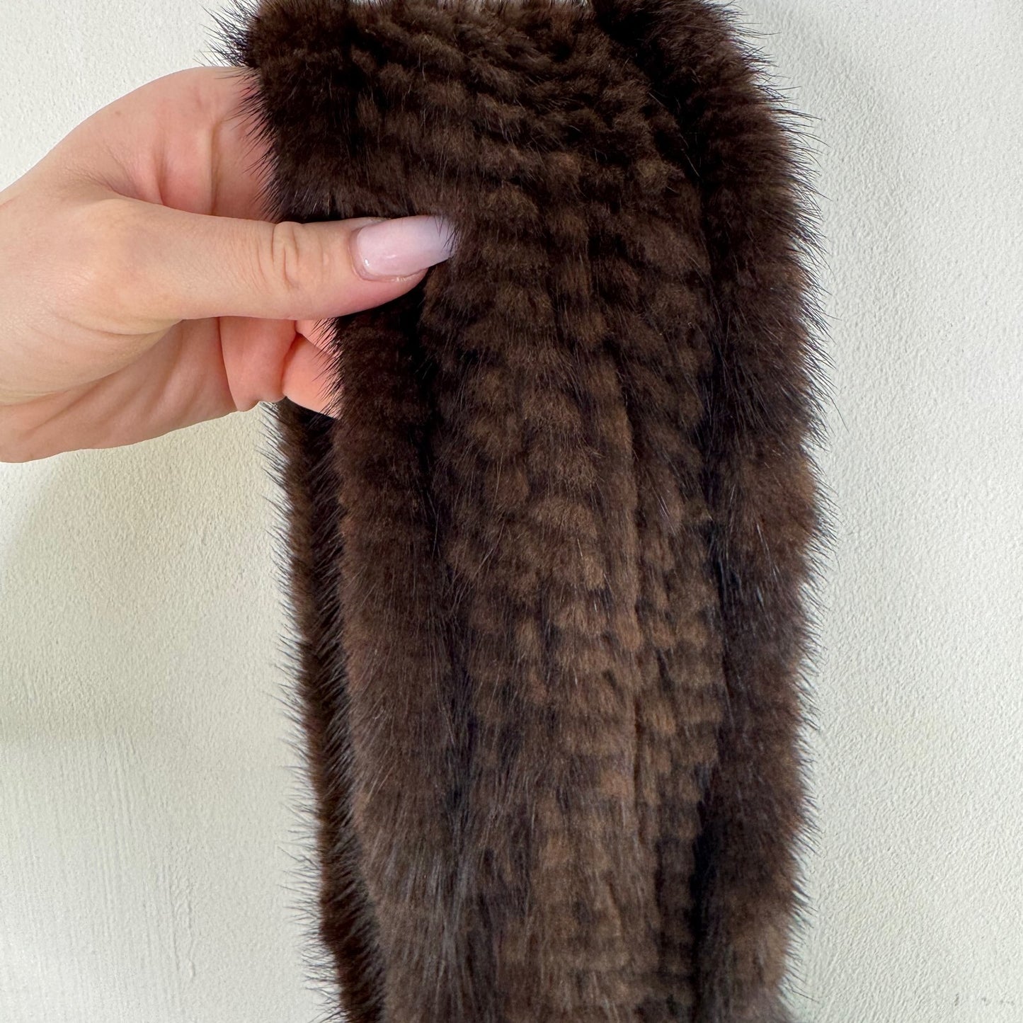 Vintage genuine mink fur scarf dark brown short length