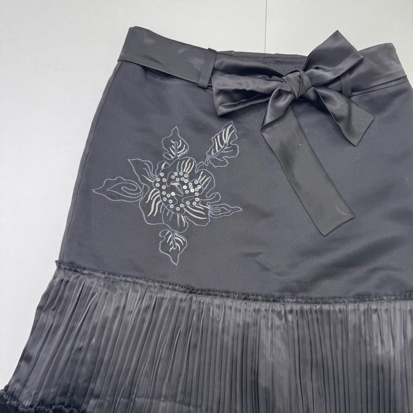 Y2K vintage midi skirt pleated satin bow layered pattern bow floral embroidered