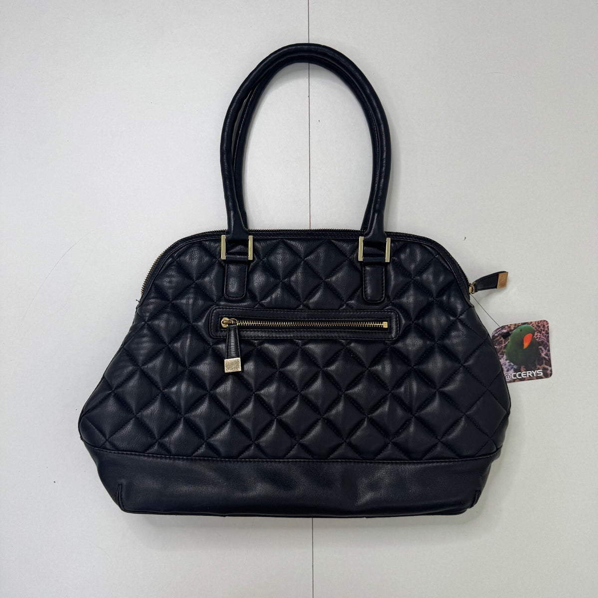Y2K vintage 100% genuine leather shoulder bag quilted medium zip hardware
