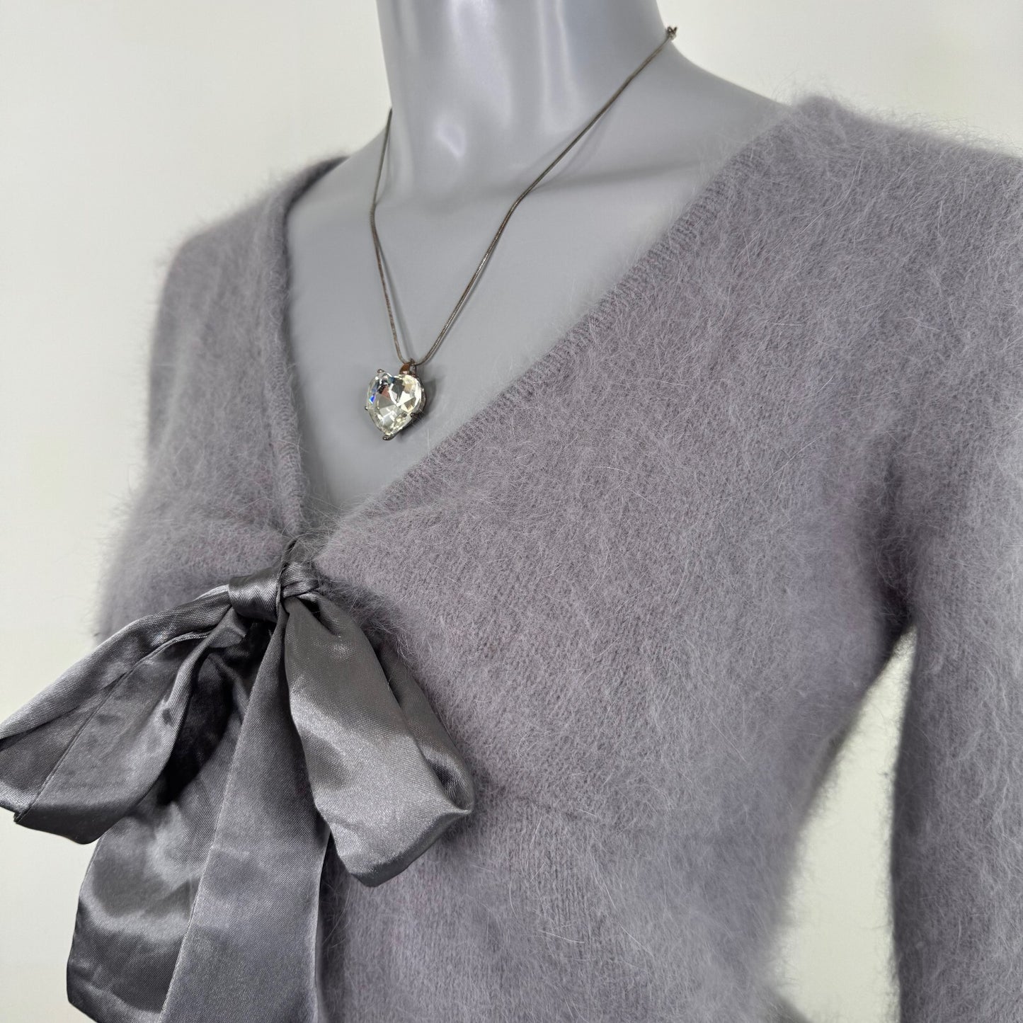 Y2K vintage angora blend jumper 3/4 sleeve knit v neck big bow grey coquette