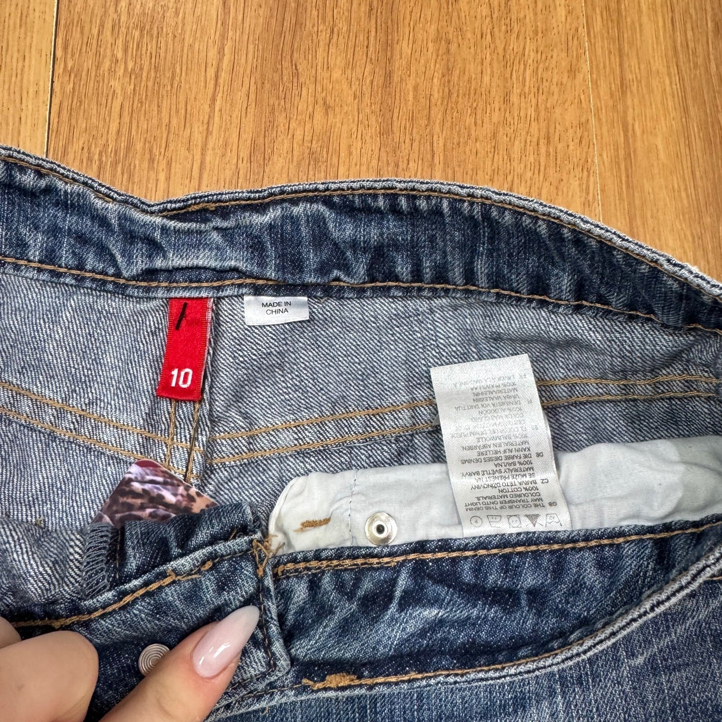 Y2K vintage denim mini shorts low rise dark distressed