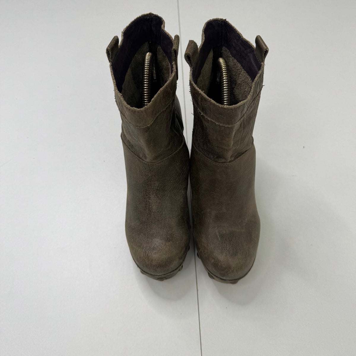 Vintage genuine leather boots studded heels wooden short 2010s archive khaki