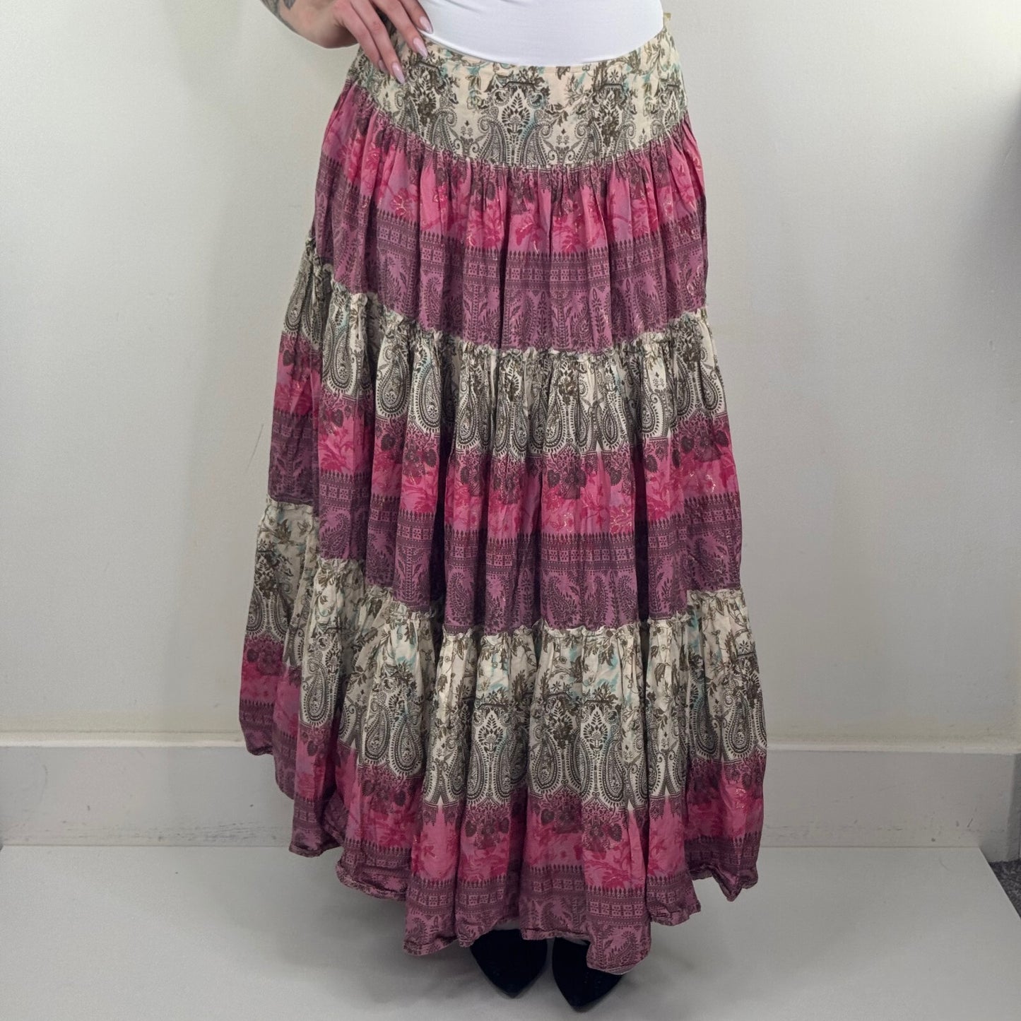 Y2K vintage maxi skirt boho patchwork tiered paisley floral pink cream purple