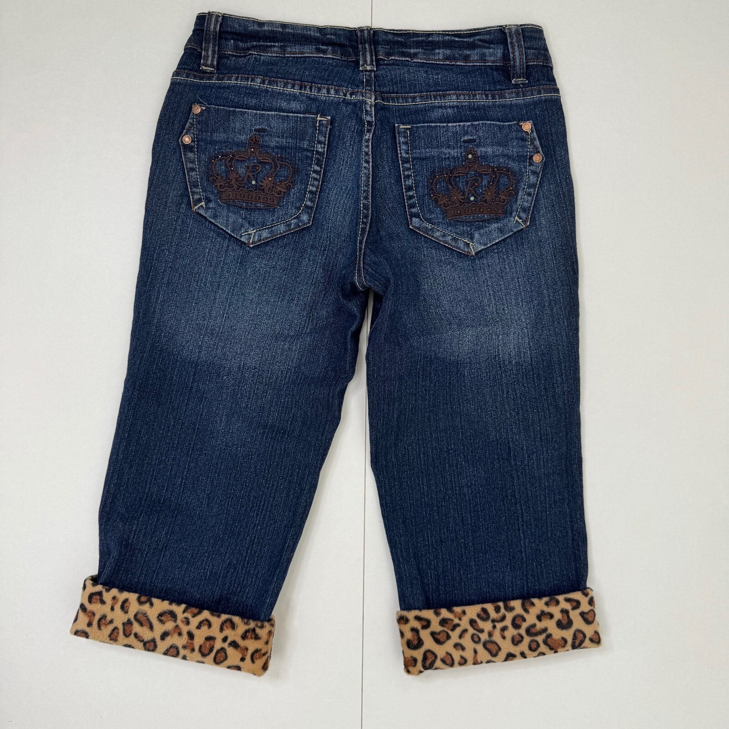 Y2K vintage capri jeans denim low rise cropped crown embroidery leopard print