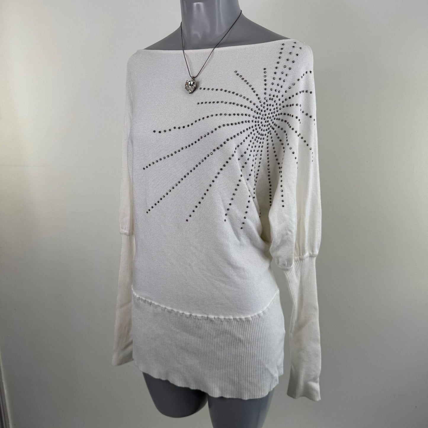 Y2K vintage long sleeve top batwing studded pattern ribbed boat neck slouchy