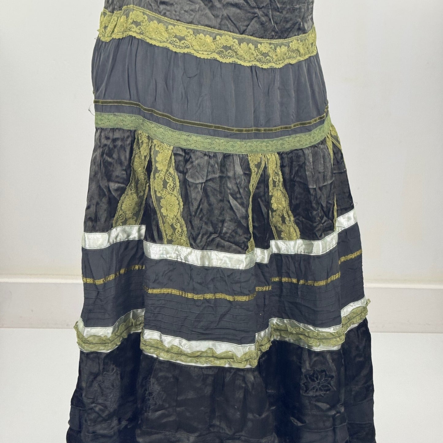 Y2K vintage maxi skirt boho patchwork lace tiered a line dark green