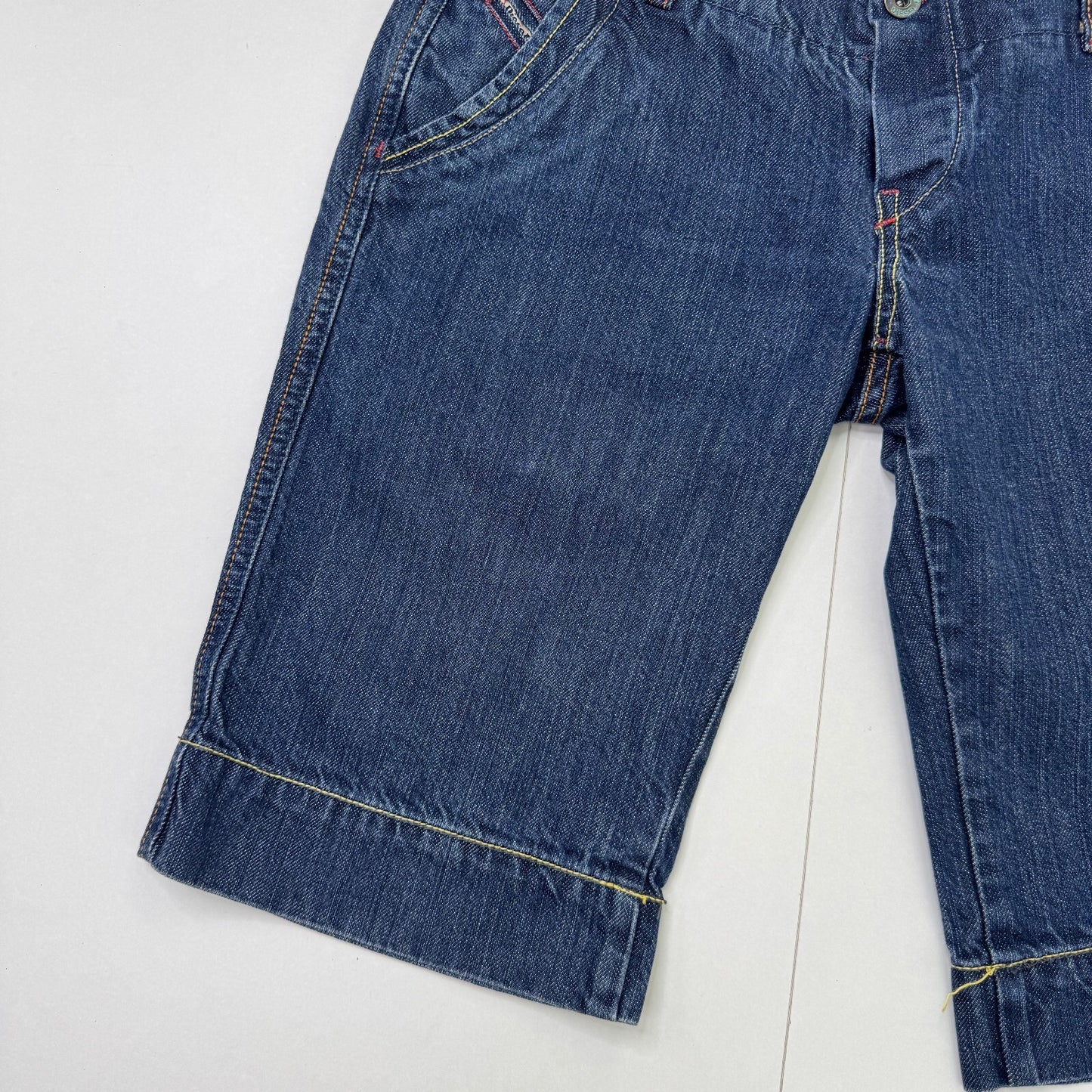 Y2K vintage Diesel denim shorts low rise capri cropped dark blue contrast