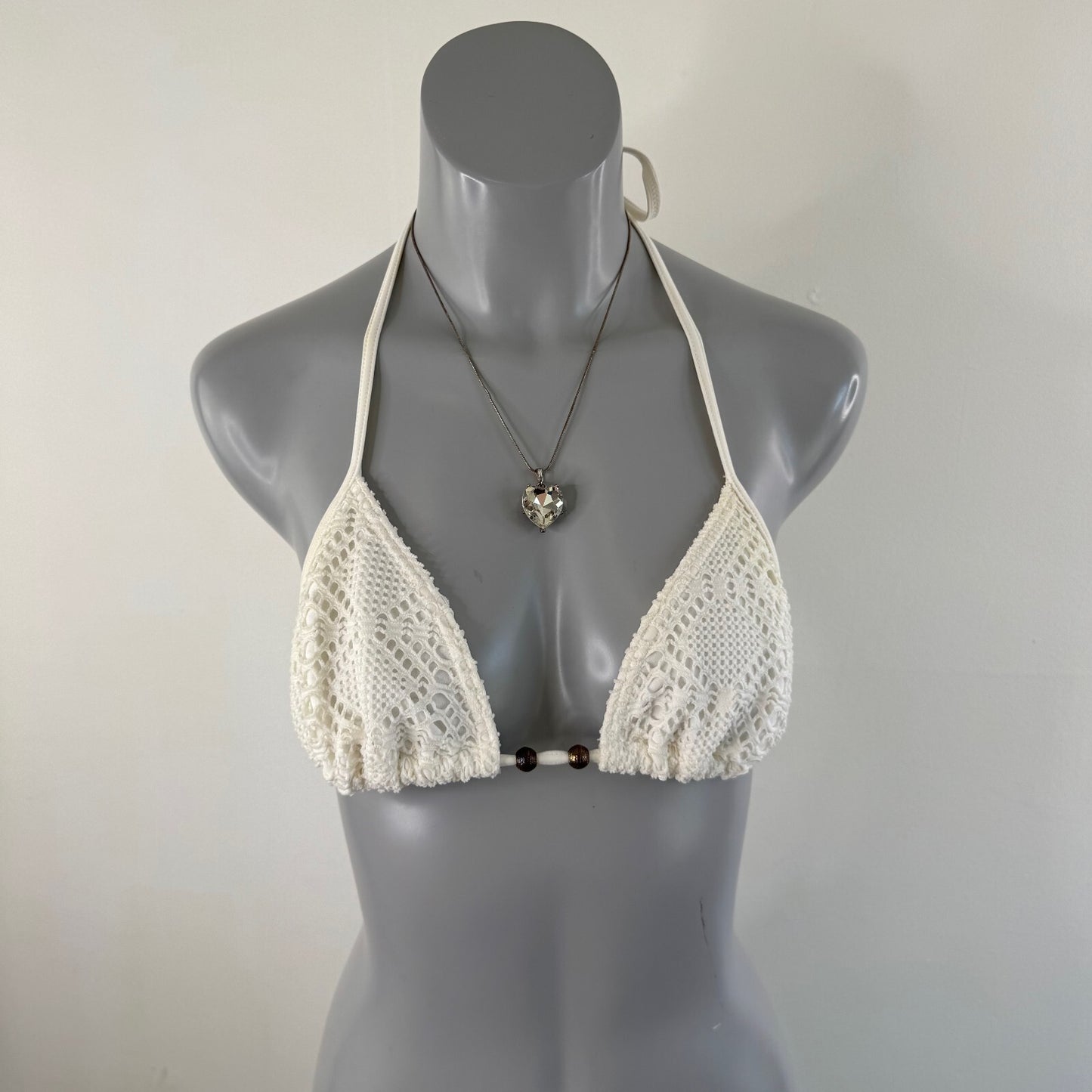 Y2K vintage bikini top crochet pattern halter neck beaded white