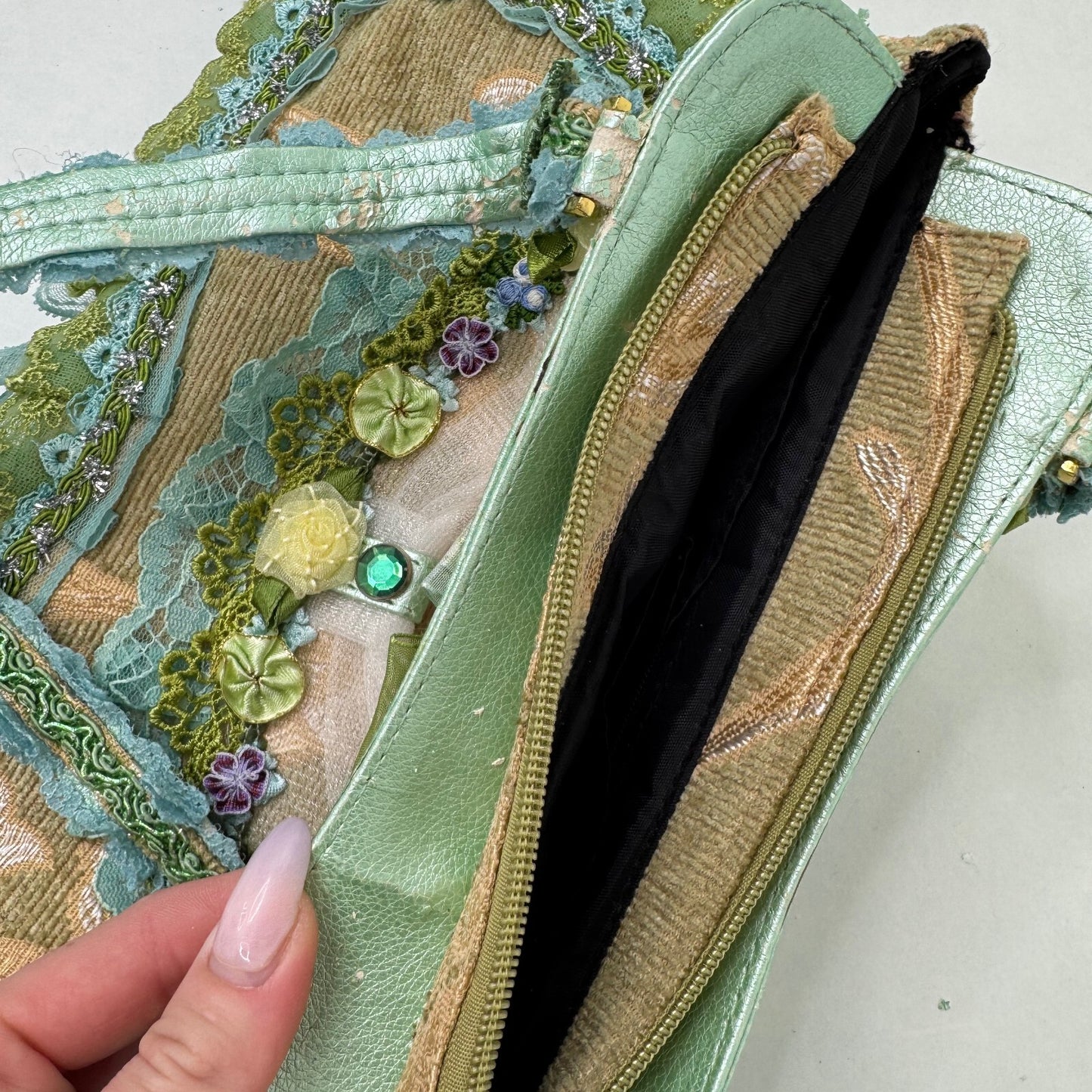 Y2K vintage small handbag coquette embellished boho lace frilly floral lolita